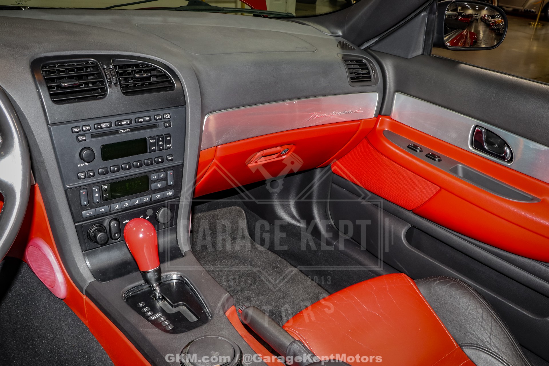 2002 Ford Thunderbird 126