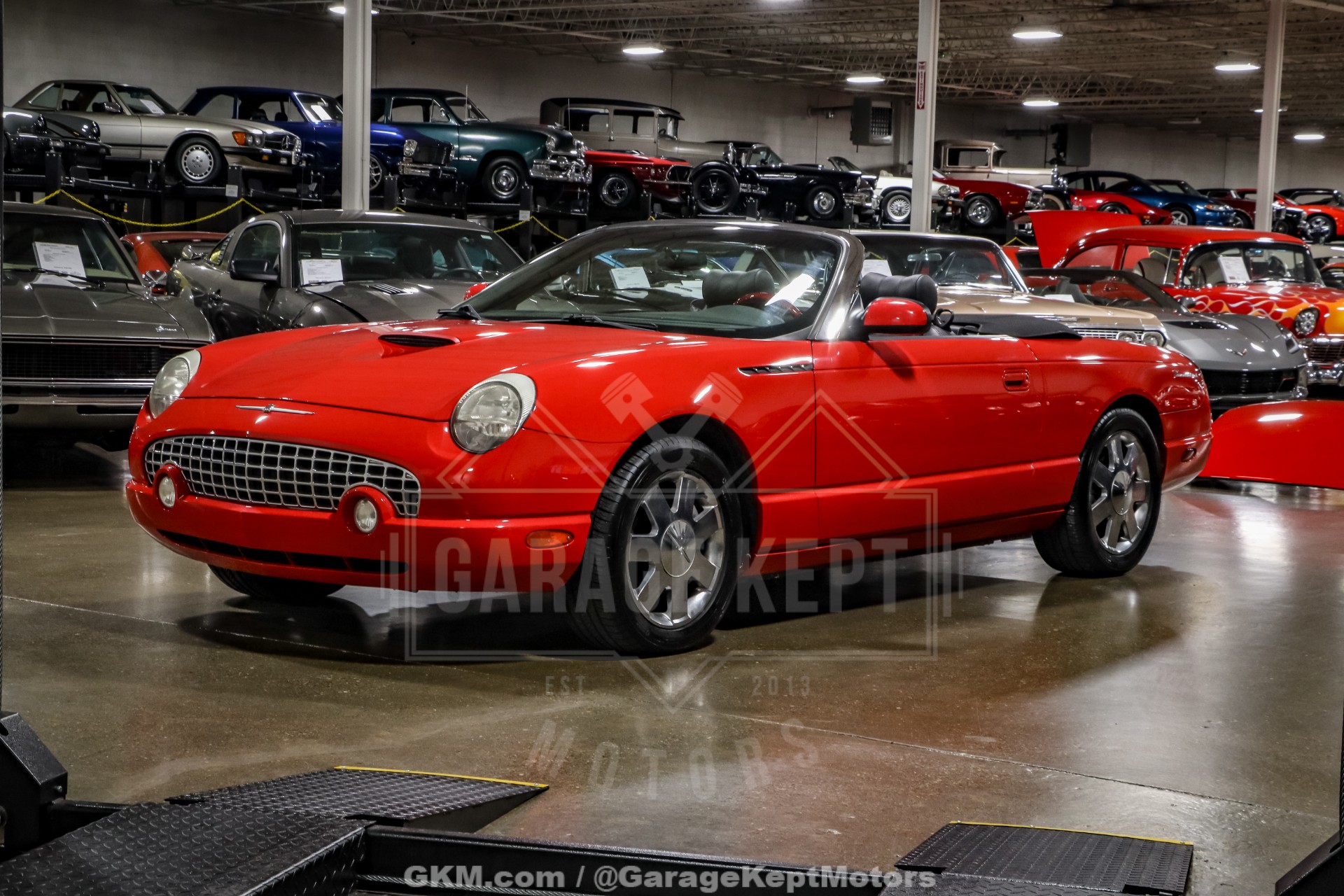 2002 Ford Thunderbird 32