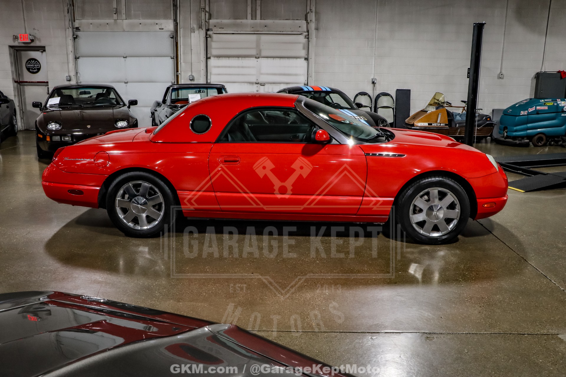 2002 Ford Thunderbird 7