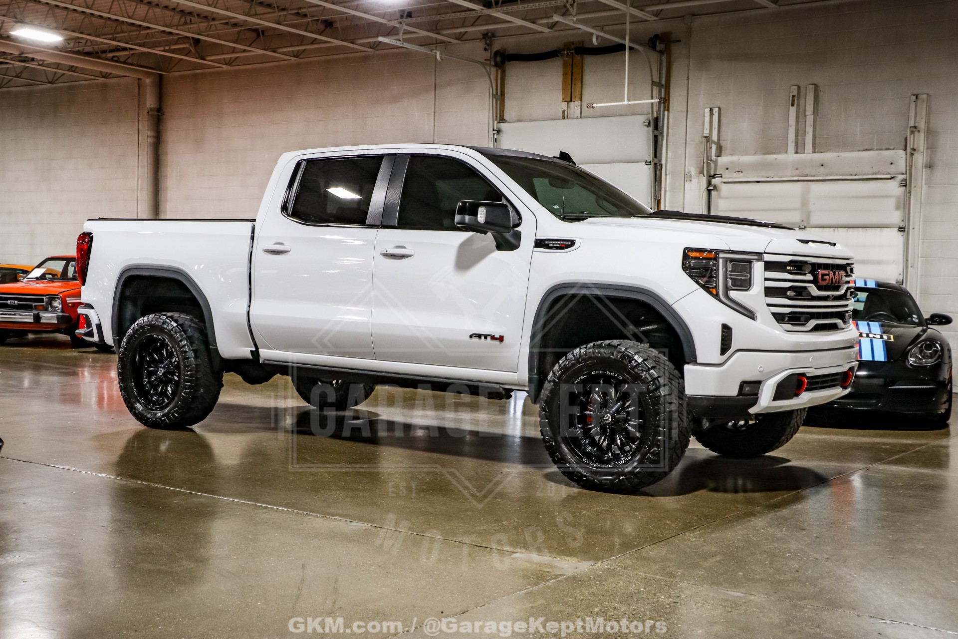 2023 GMC Sierra 1500 11