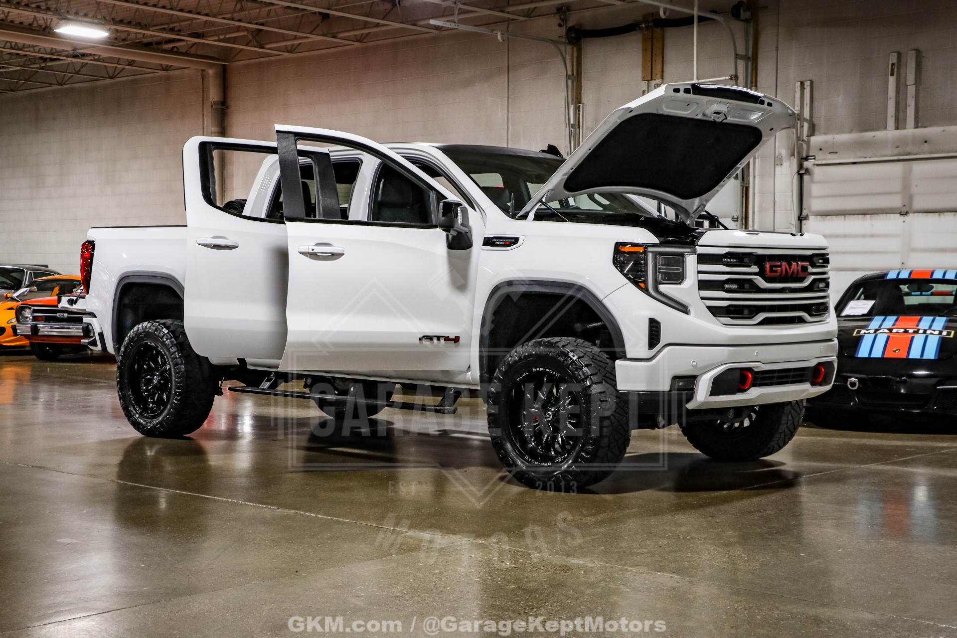 2023 GMC Sierra 1500 62