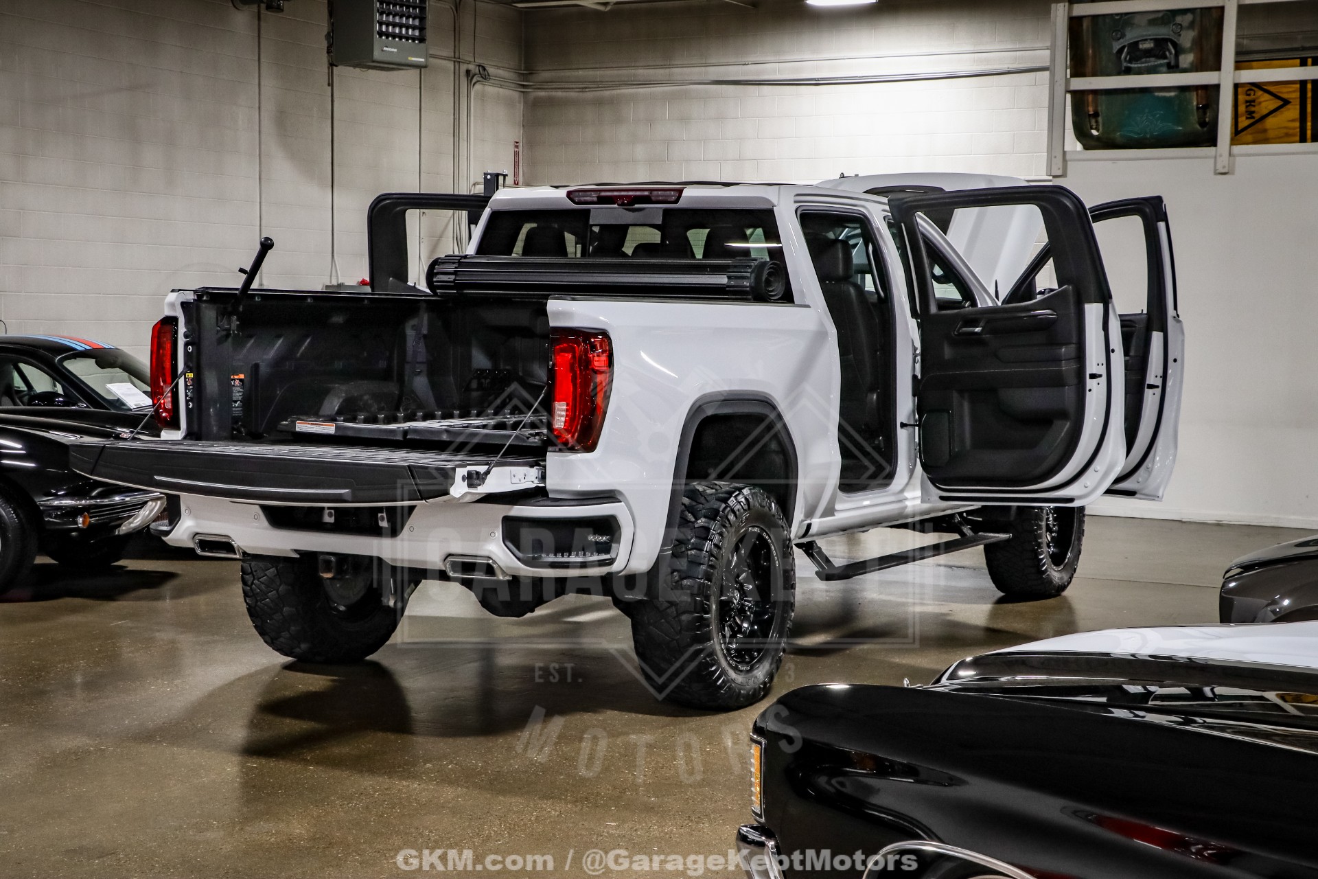2023 GMC Sierra 1500 65