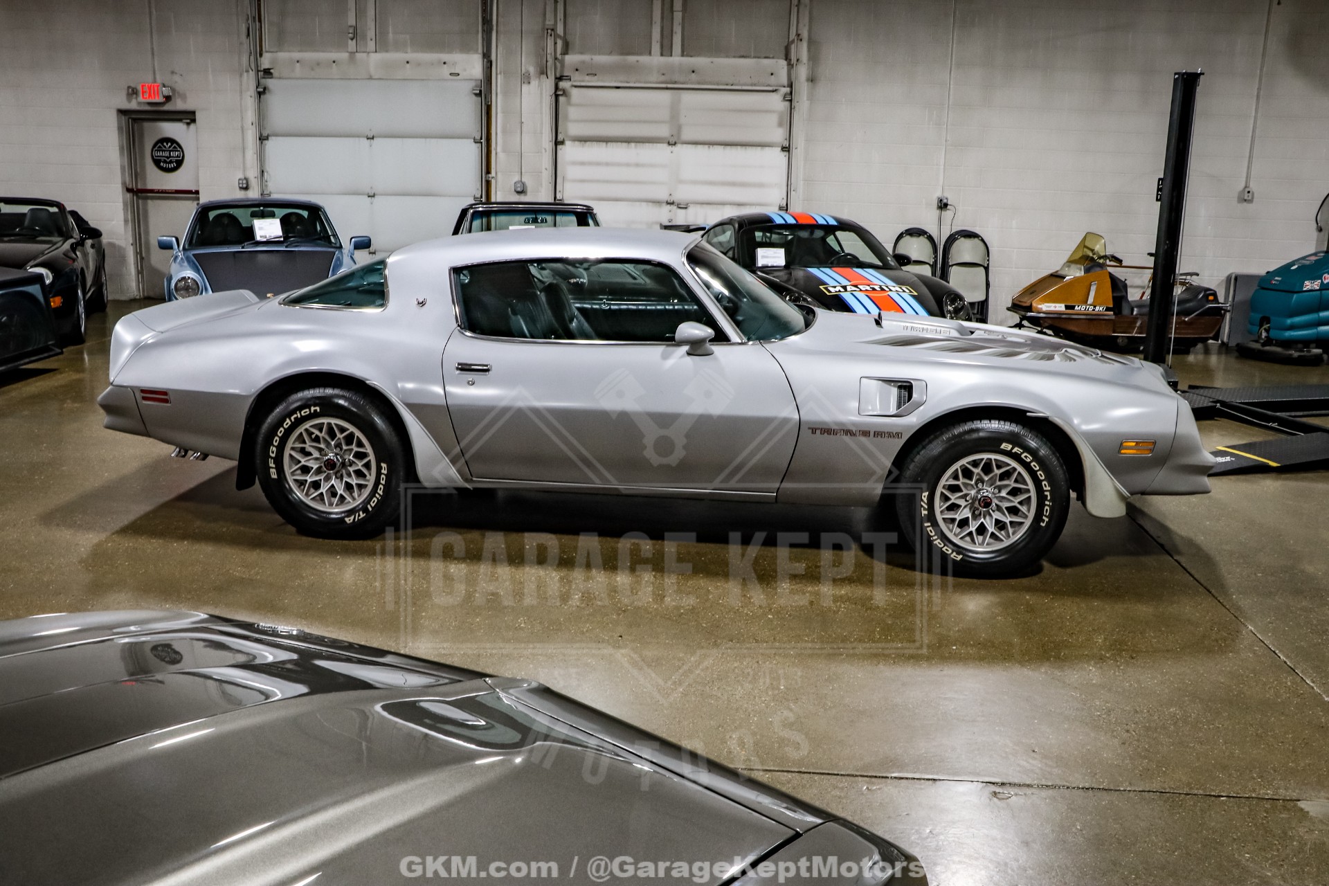 1977 Pontiac Firebird 10