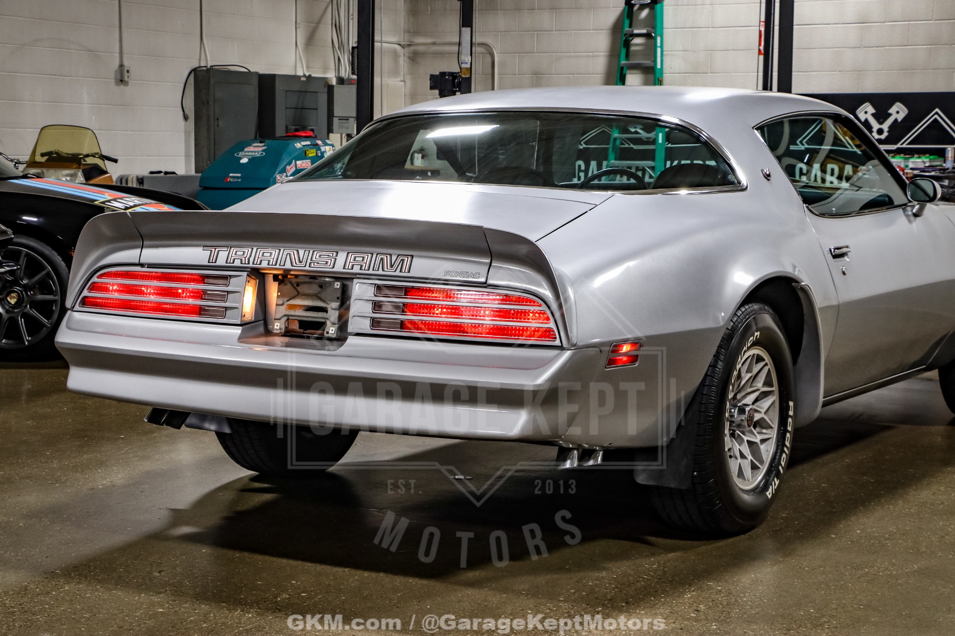 1977 Pontiac Firebird 48