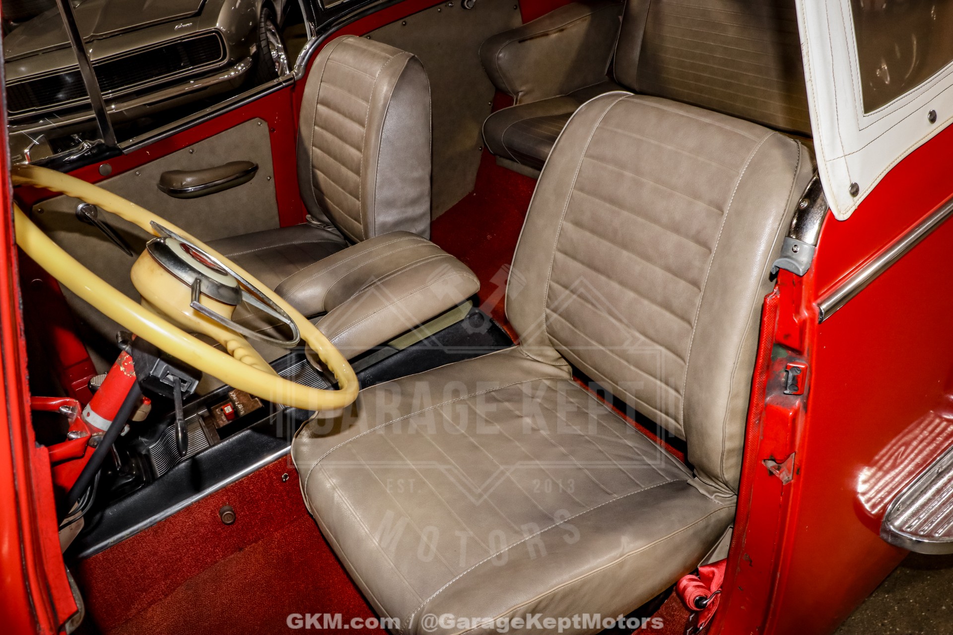 1949 Willys Overland Jeepster 104