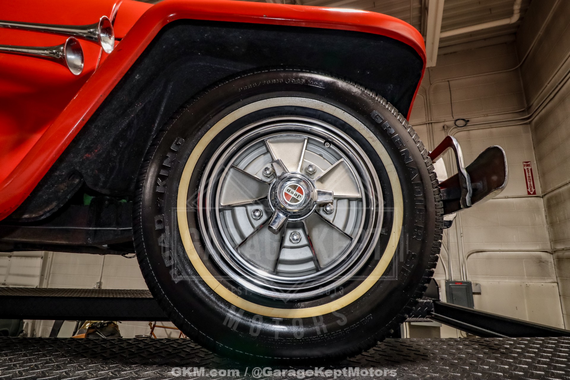 1949 Willys Overland Jeepster 175