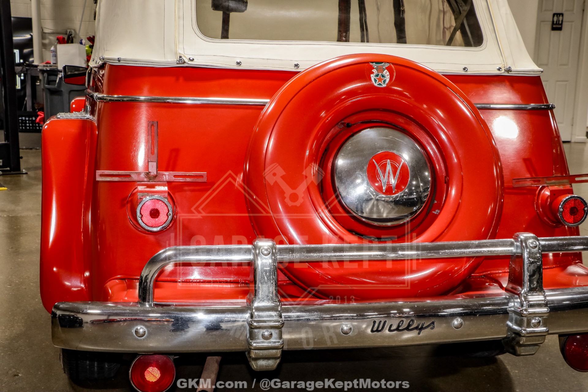 1949 Willys Overland Jeepster 46