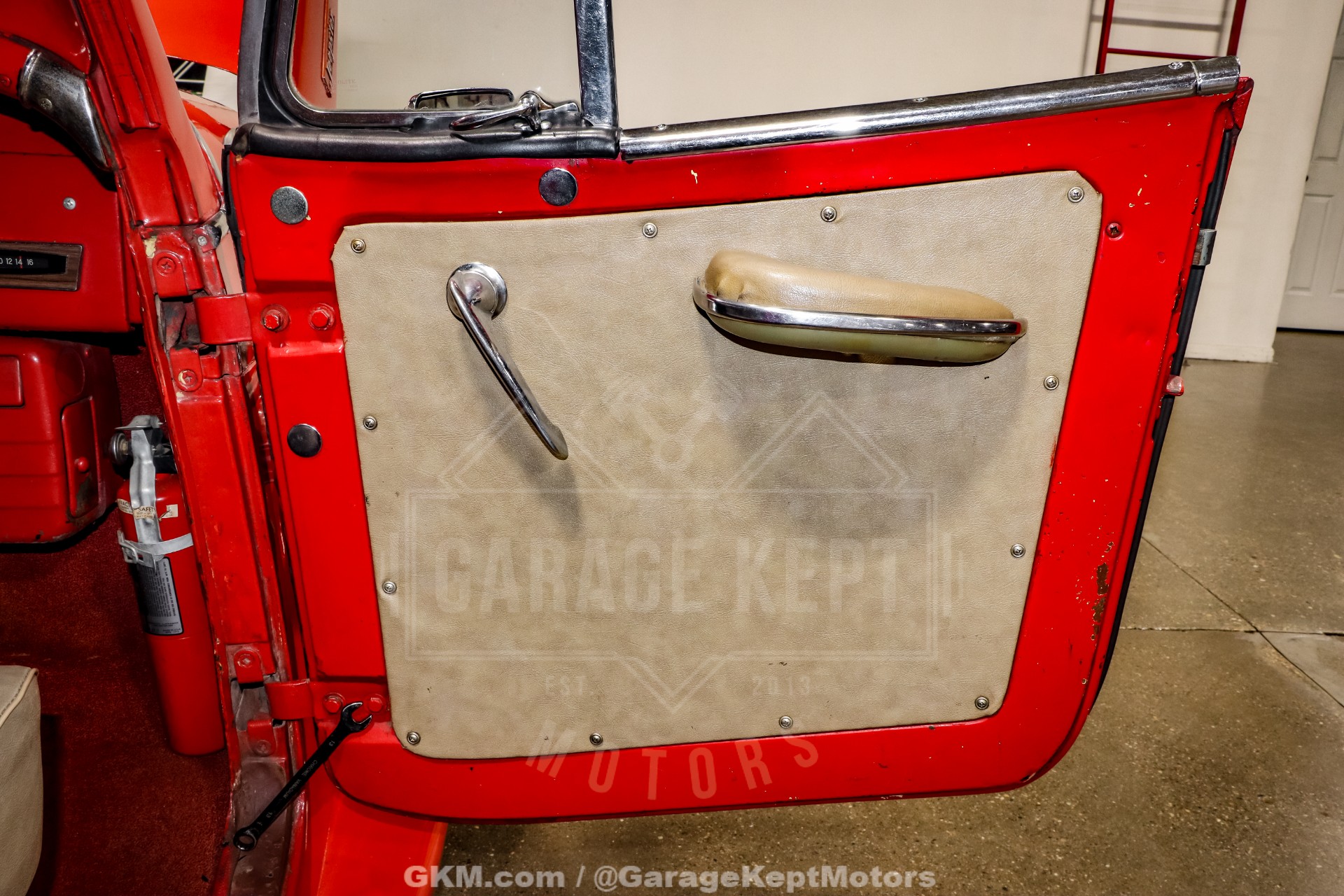 1949 Willys Overland Jeepster 74