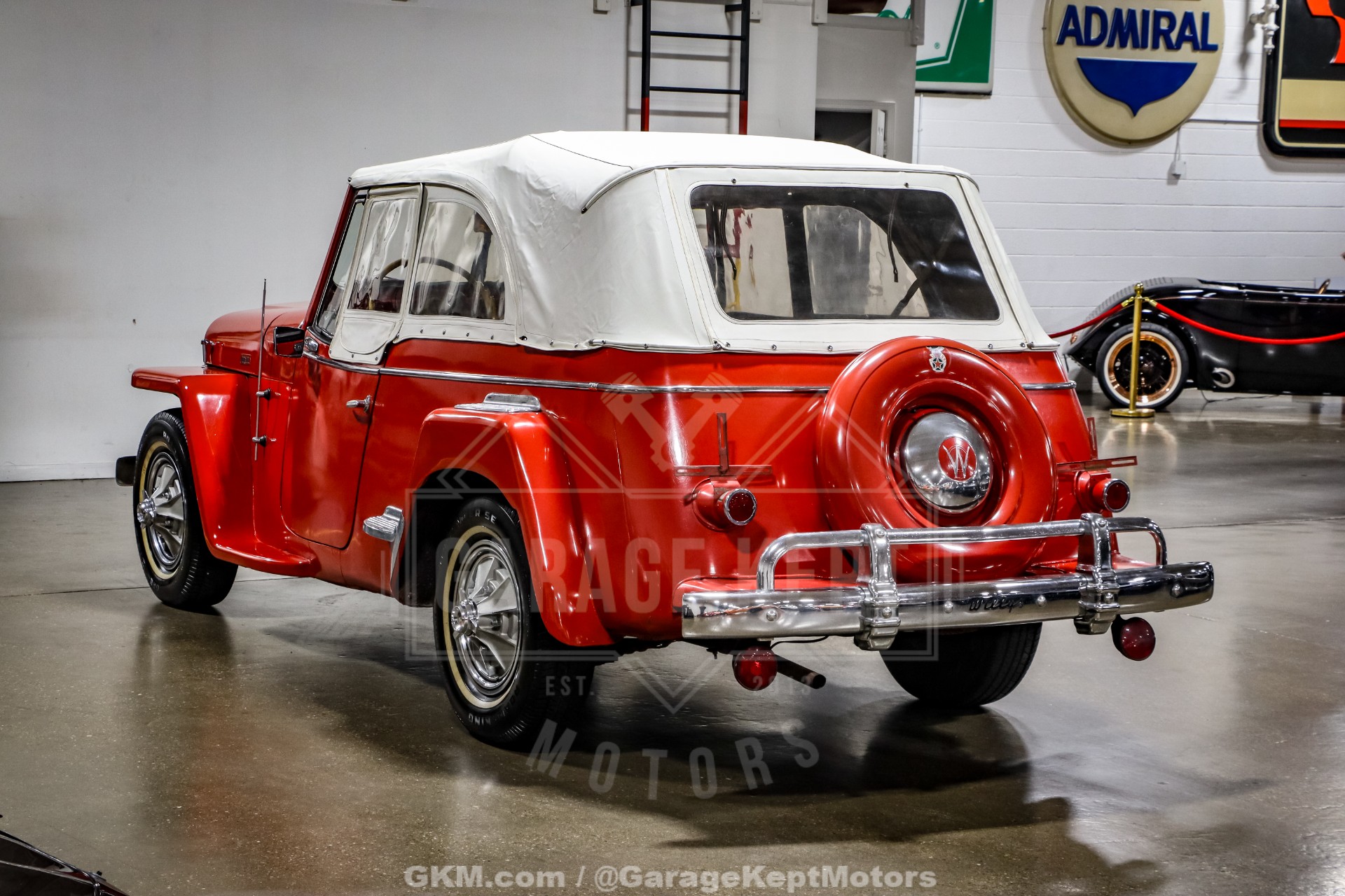 1949 Willys Overland Jeepster 8