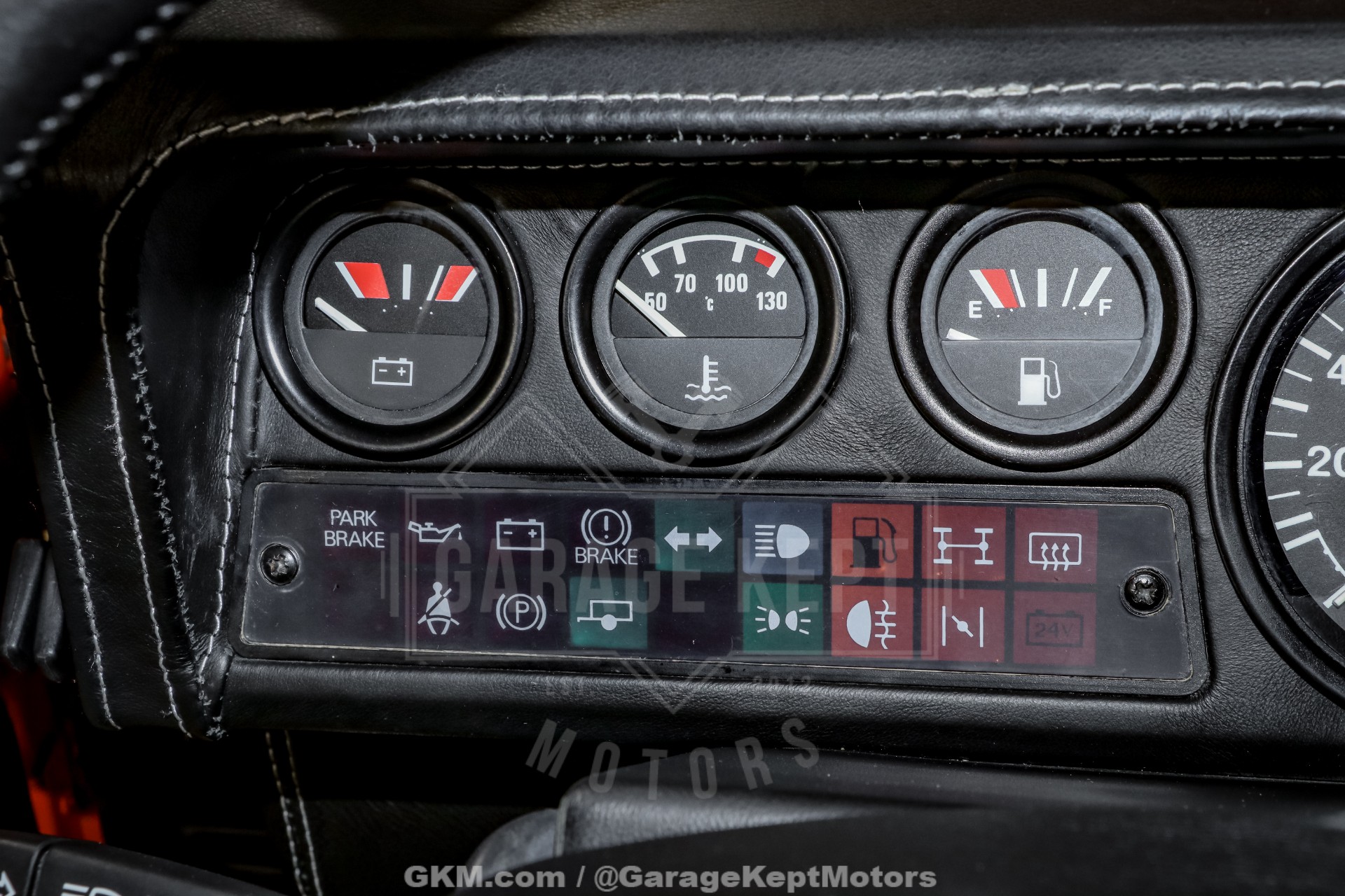 1993 Land Rover Defender 137