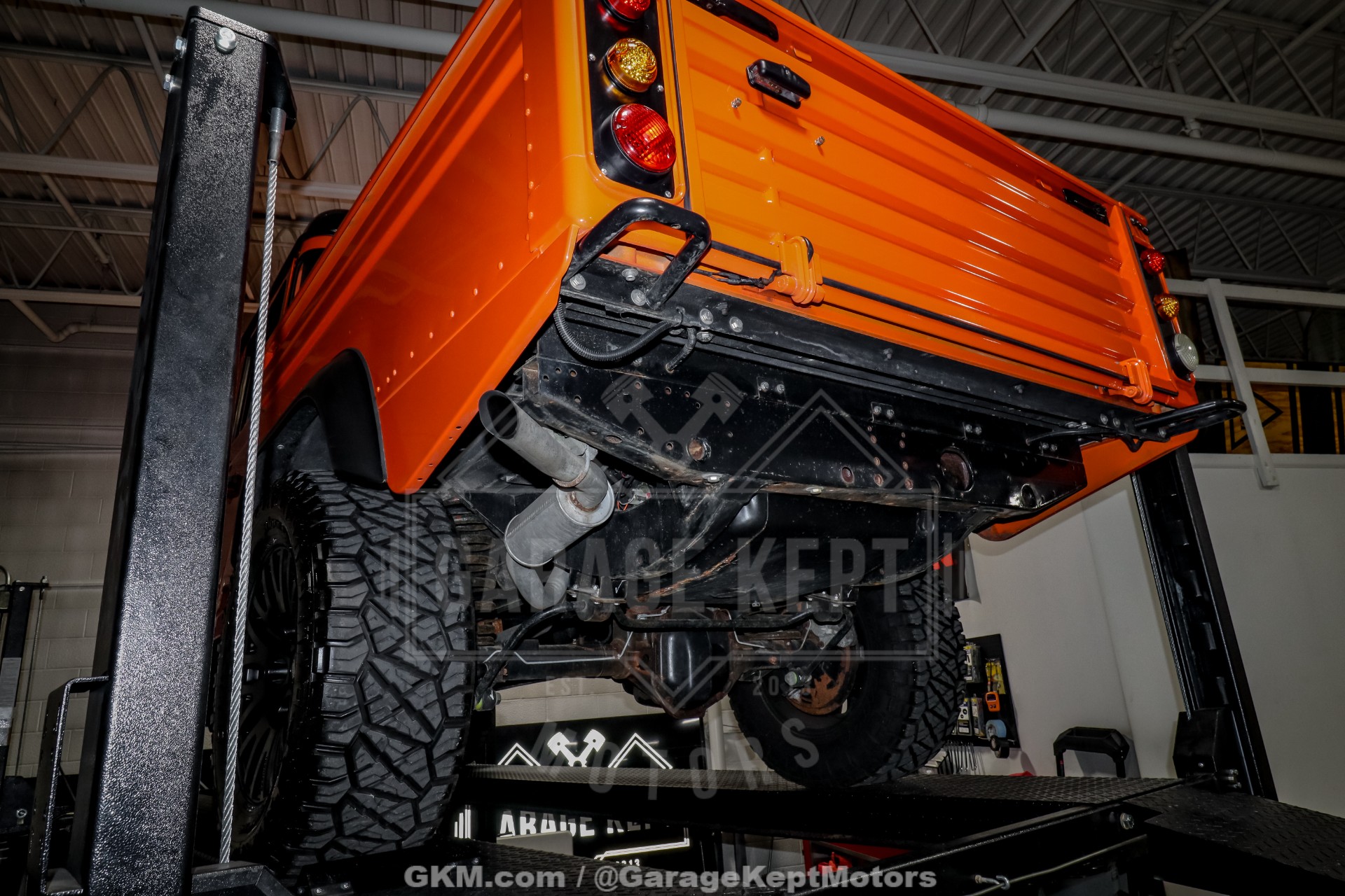 1993 Land Rover Defender 176