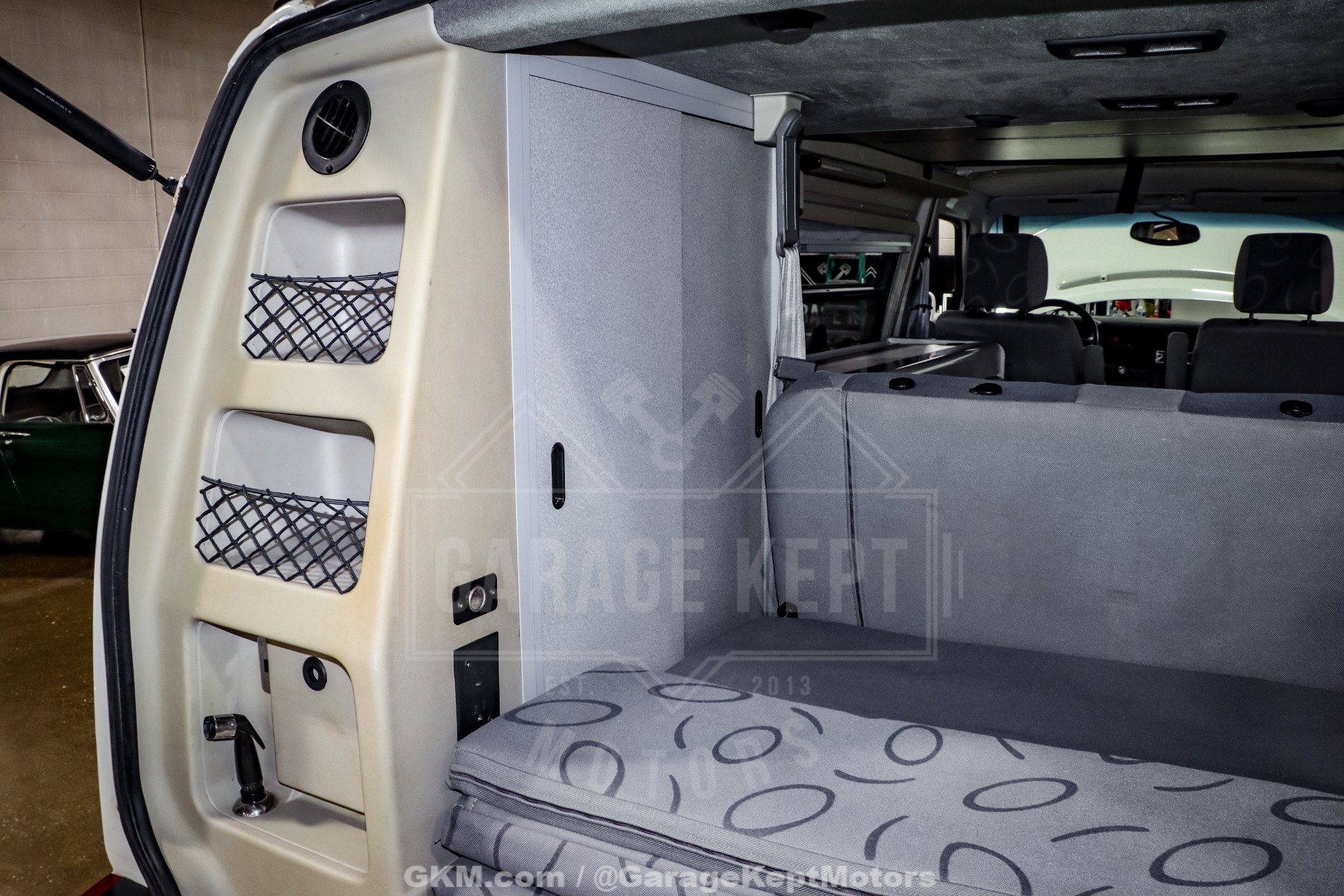 2003 Volkswagen EuroVan 113