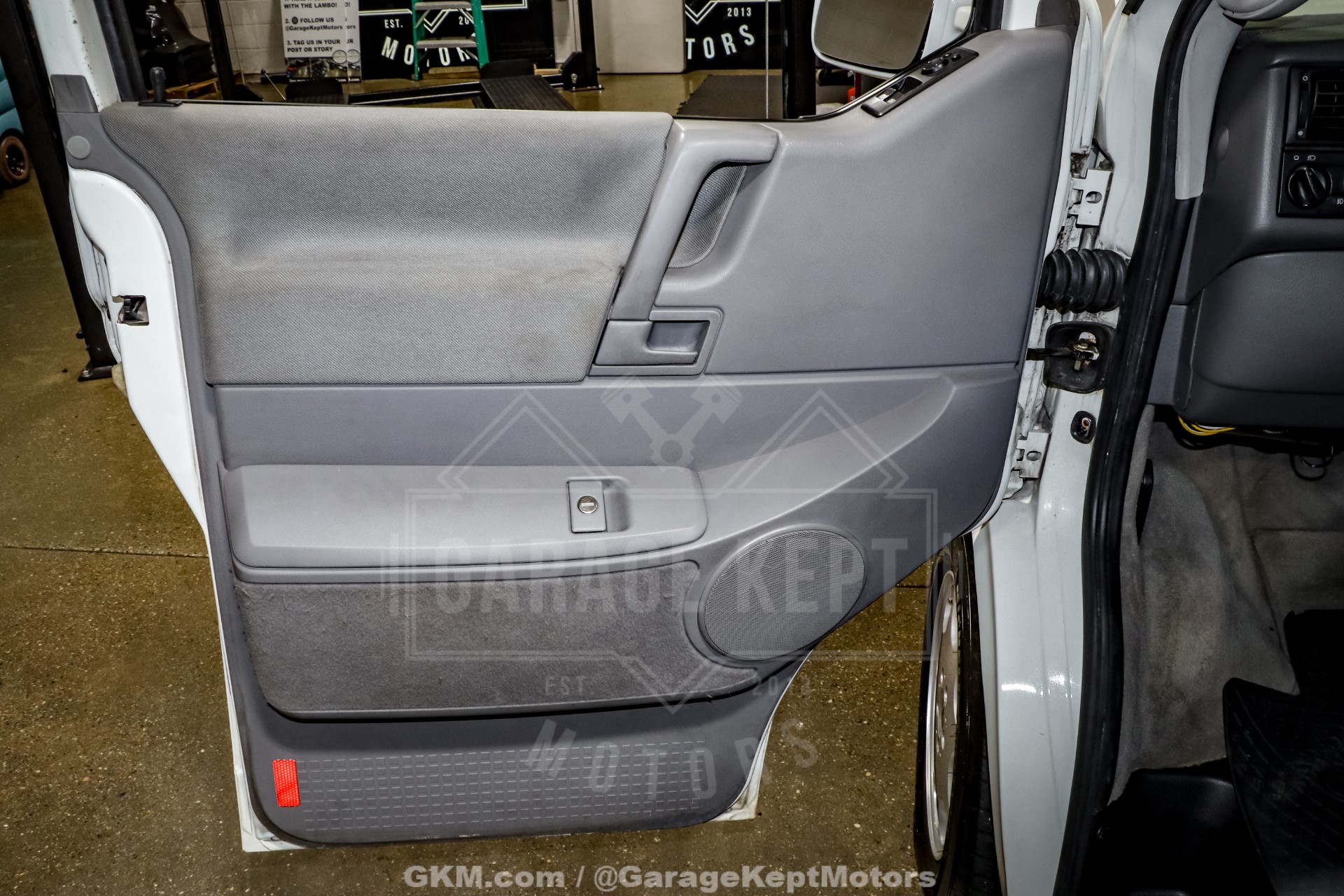 2003 Volkswagen EuroVan 134