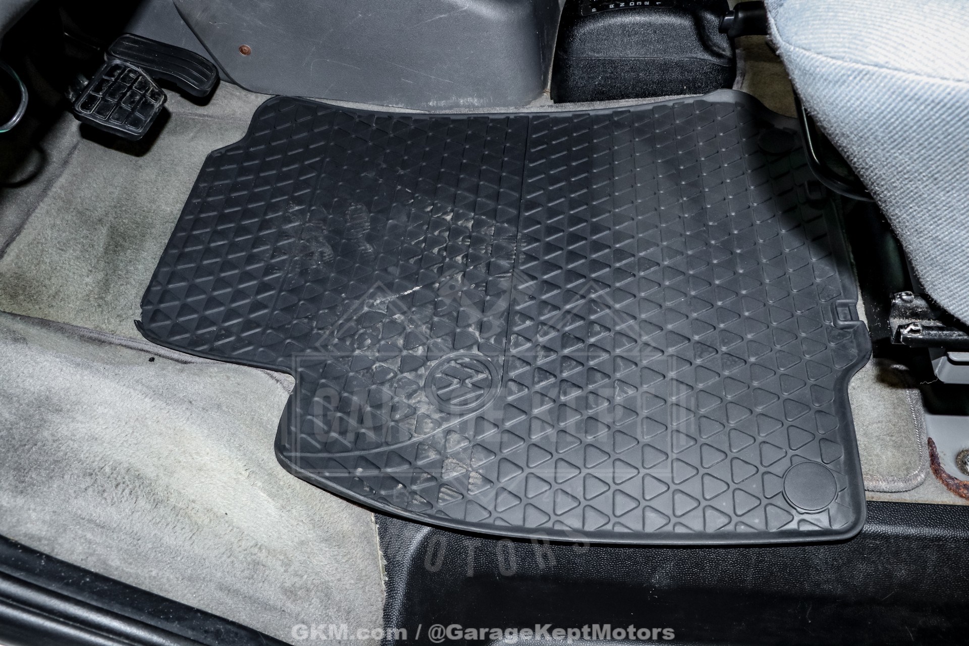 2003 Volkswagen EuroVan 141