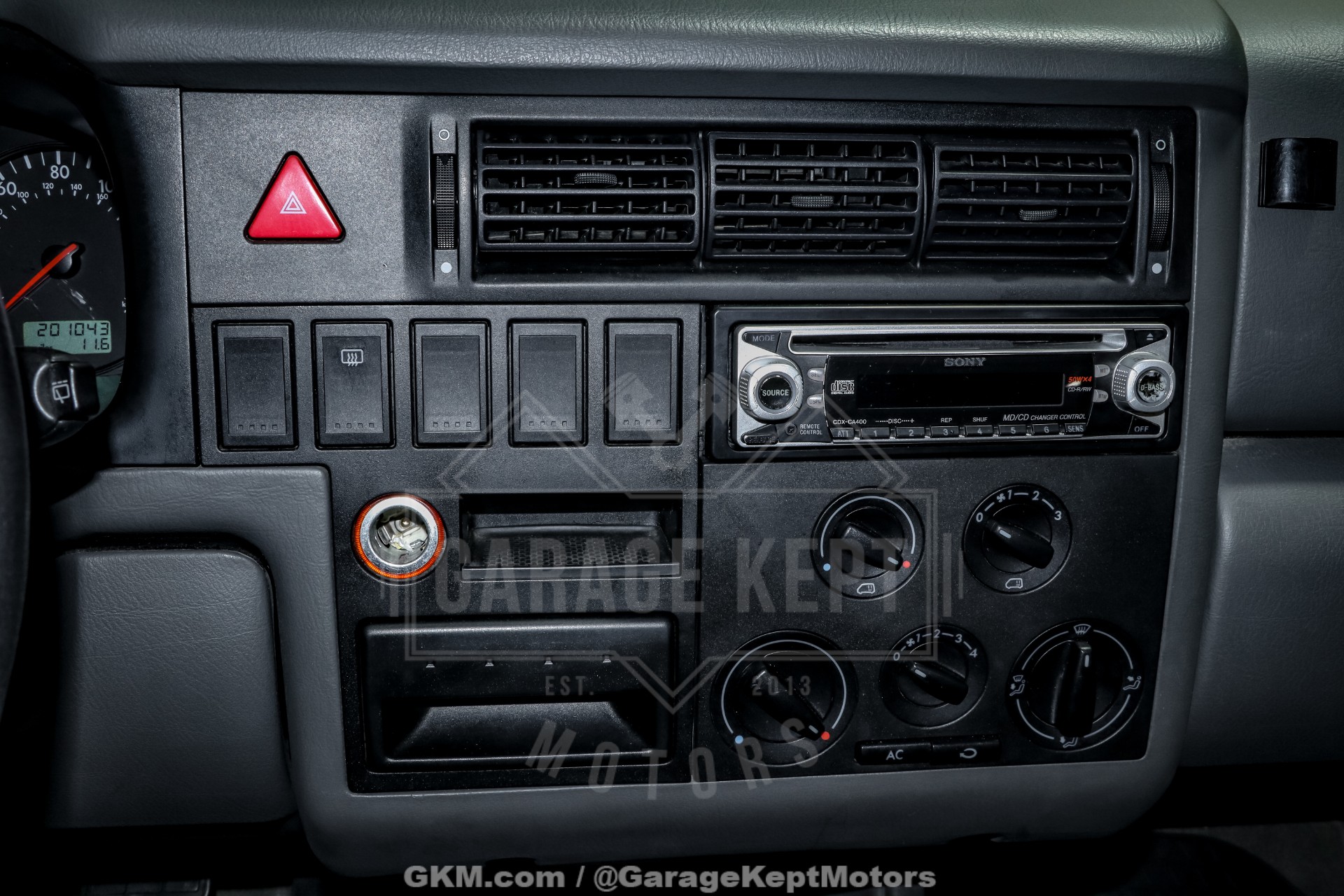 2003 Volkswagen EuroVan 152