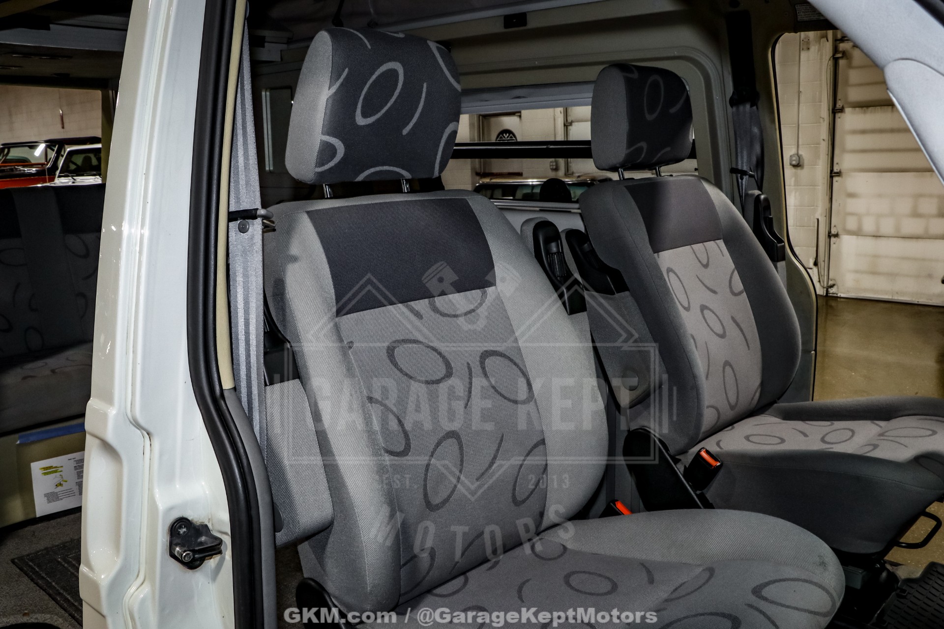 2003 Volkswagen EuroVan 75