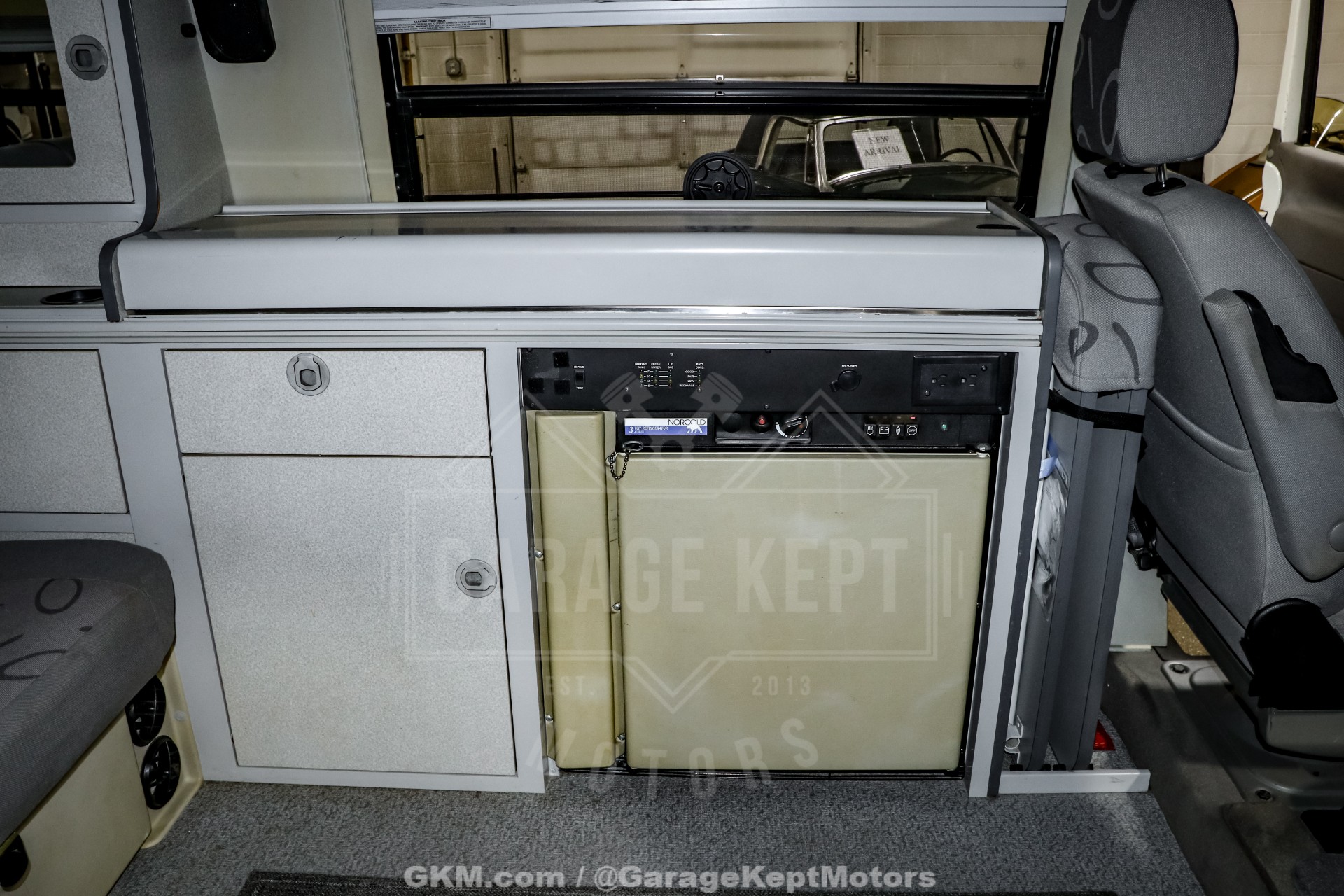2003 Volkswagen EuroVan 81