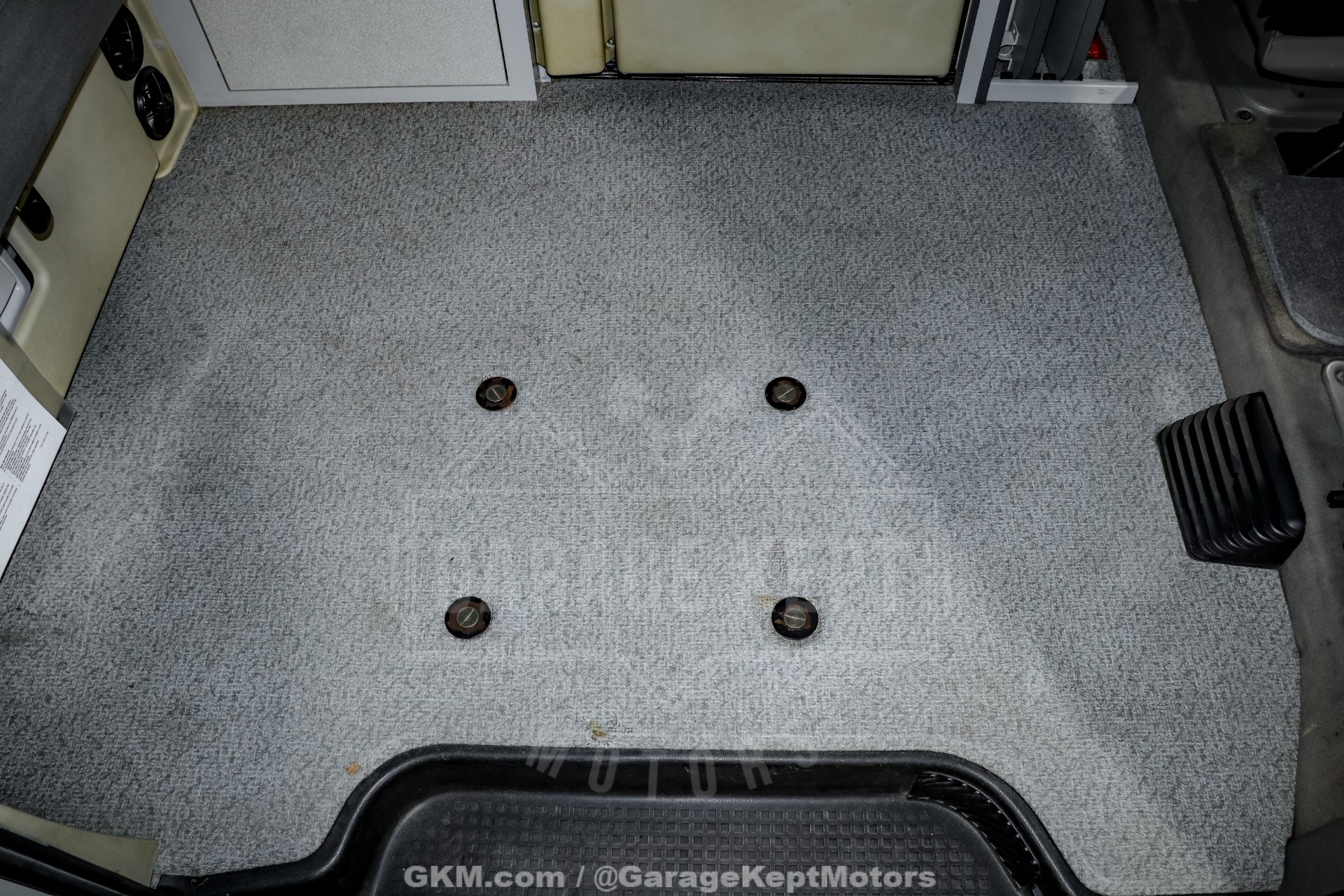 2003 Volkswagen EuroVan 86