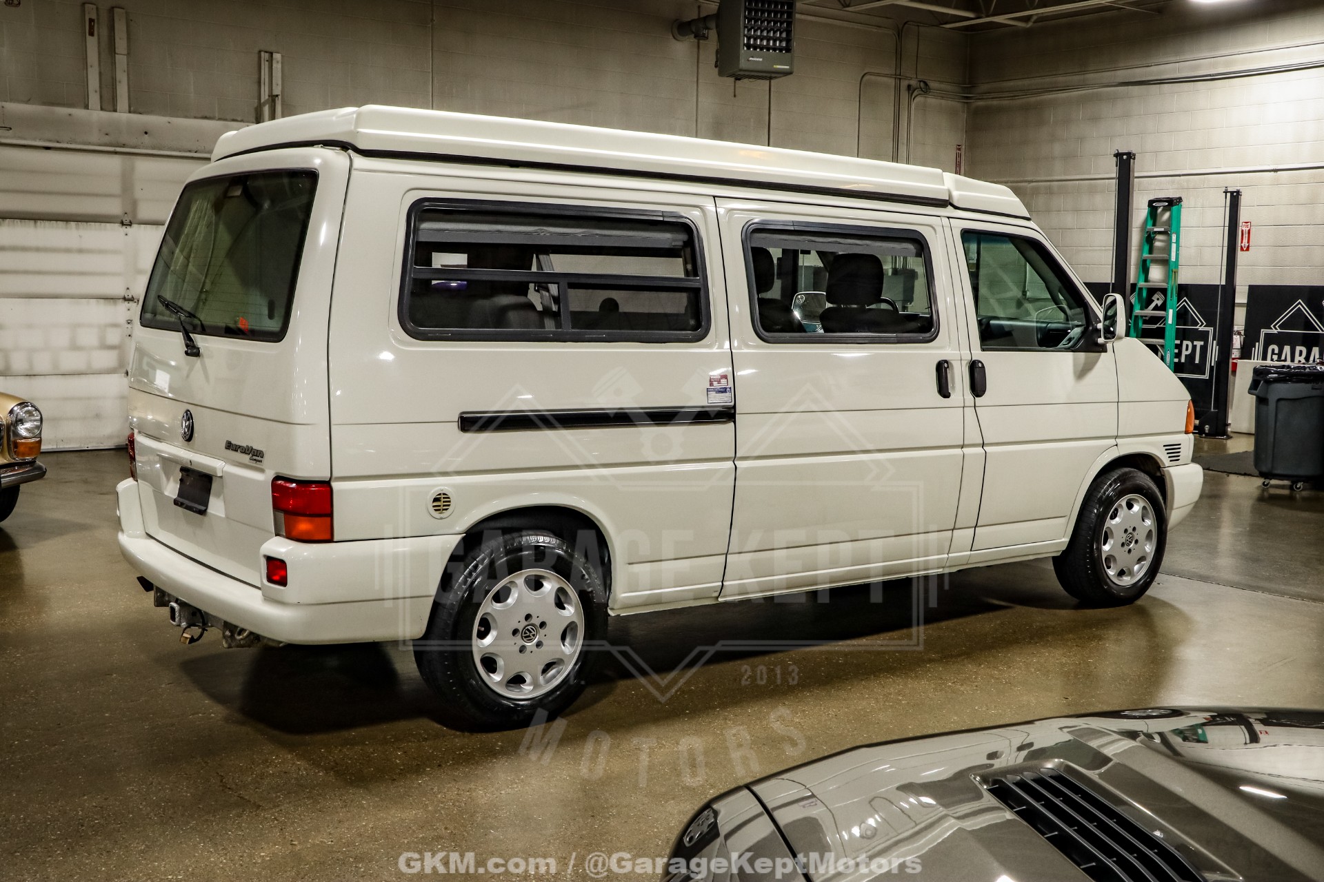 2003 Volkswagen EuroVan 9