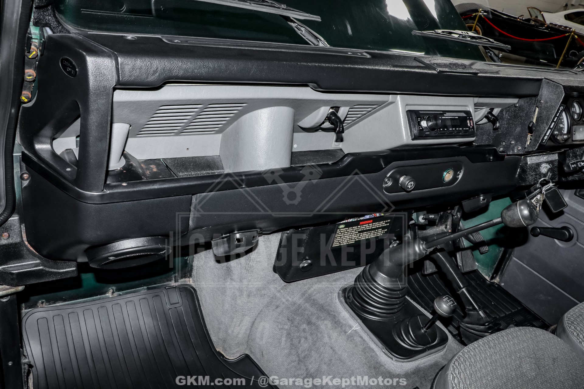 1998 Land Rover Defender 121