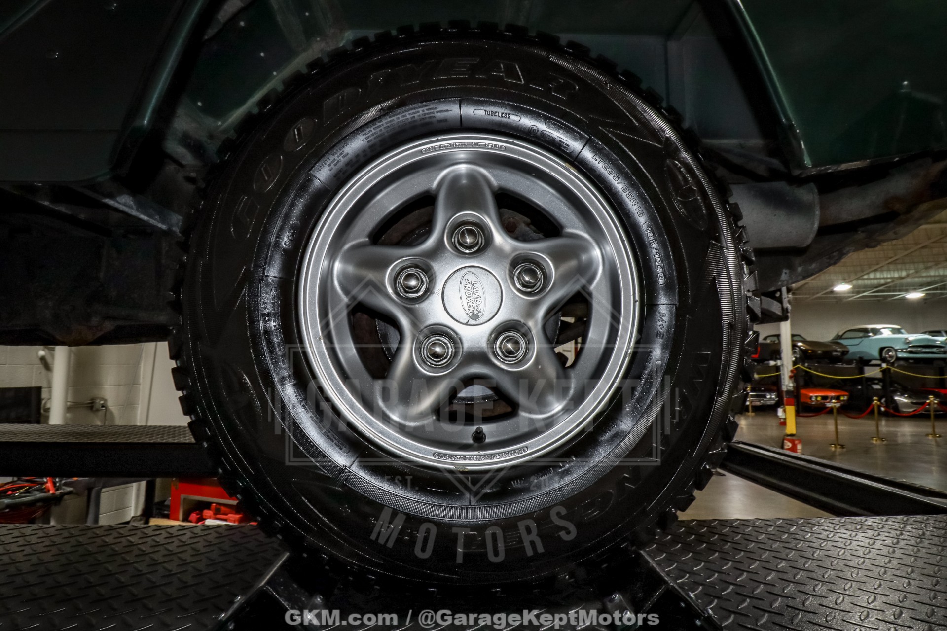 1998 Land Rover Defender 172