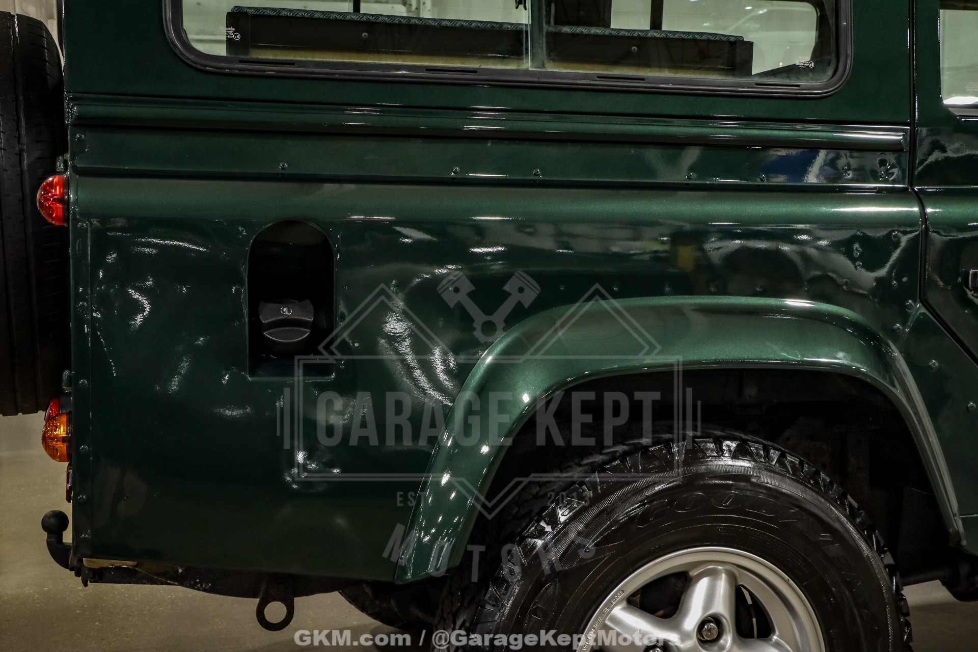 1998 Land Rover Defender 49