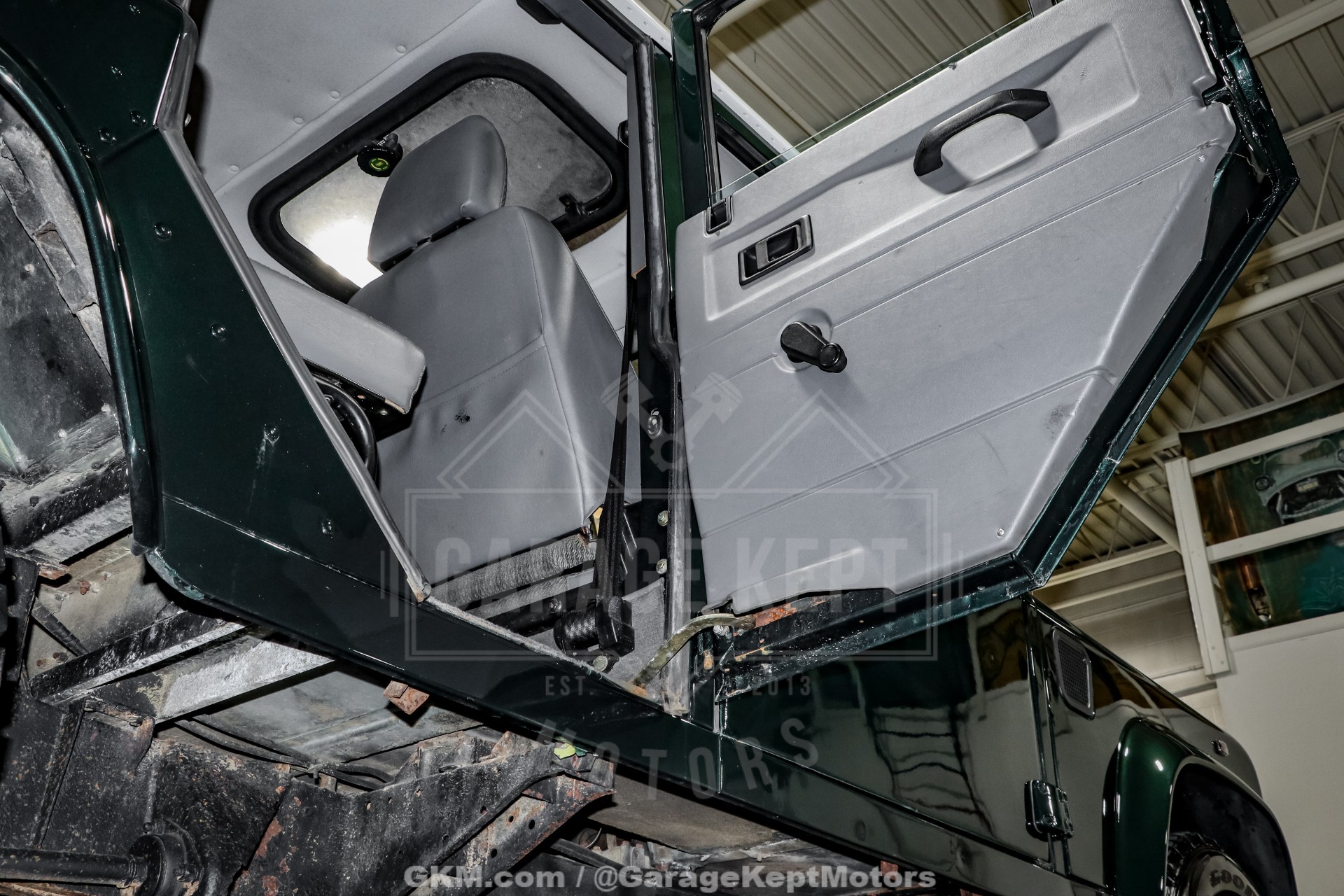 1998 Land Rover Defender 76