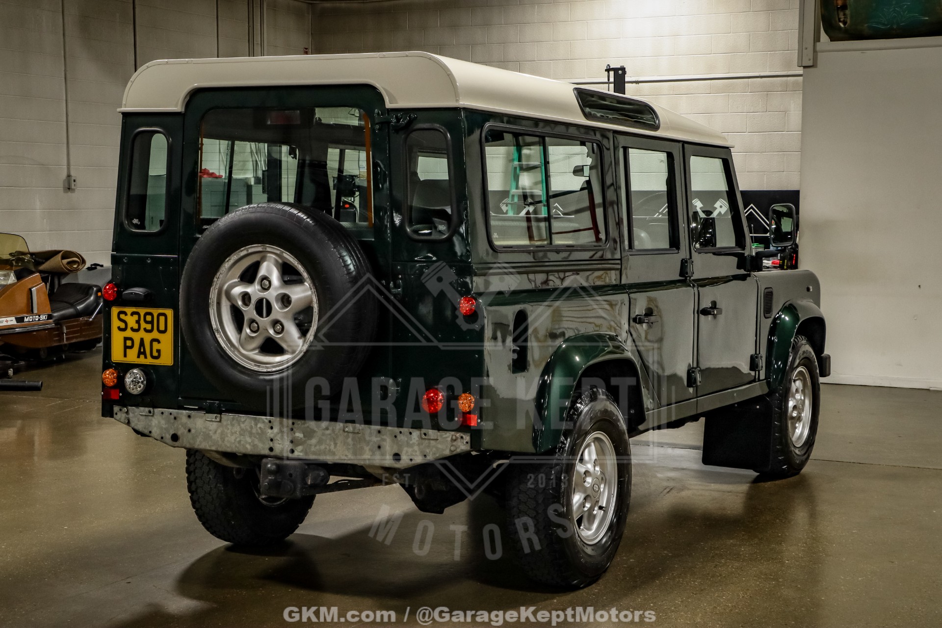 1998 Land Rover Defender 8