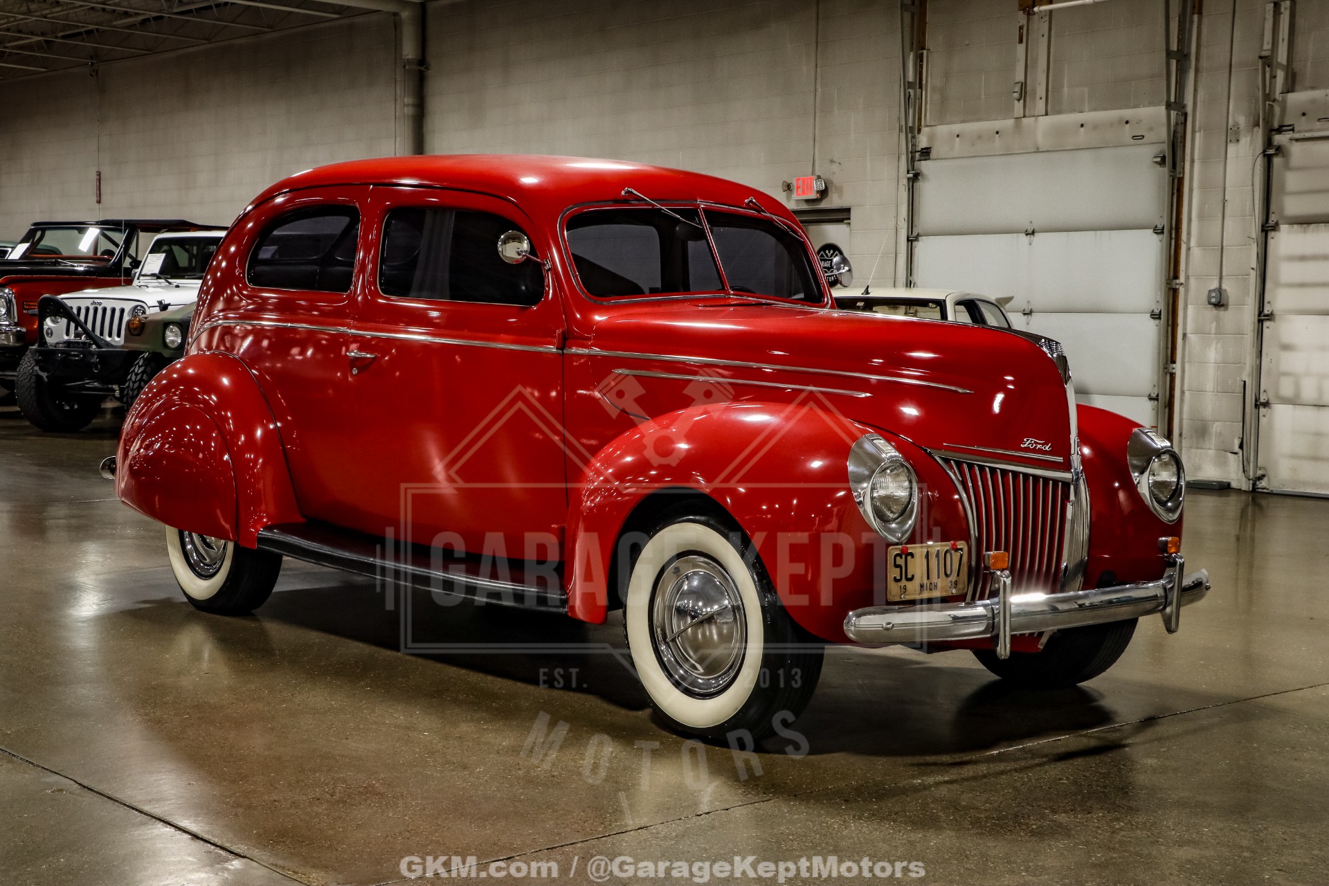 1939 Ford Deluxe 2
