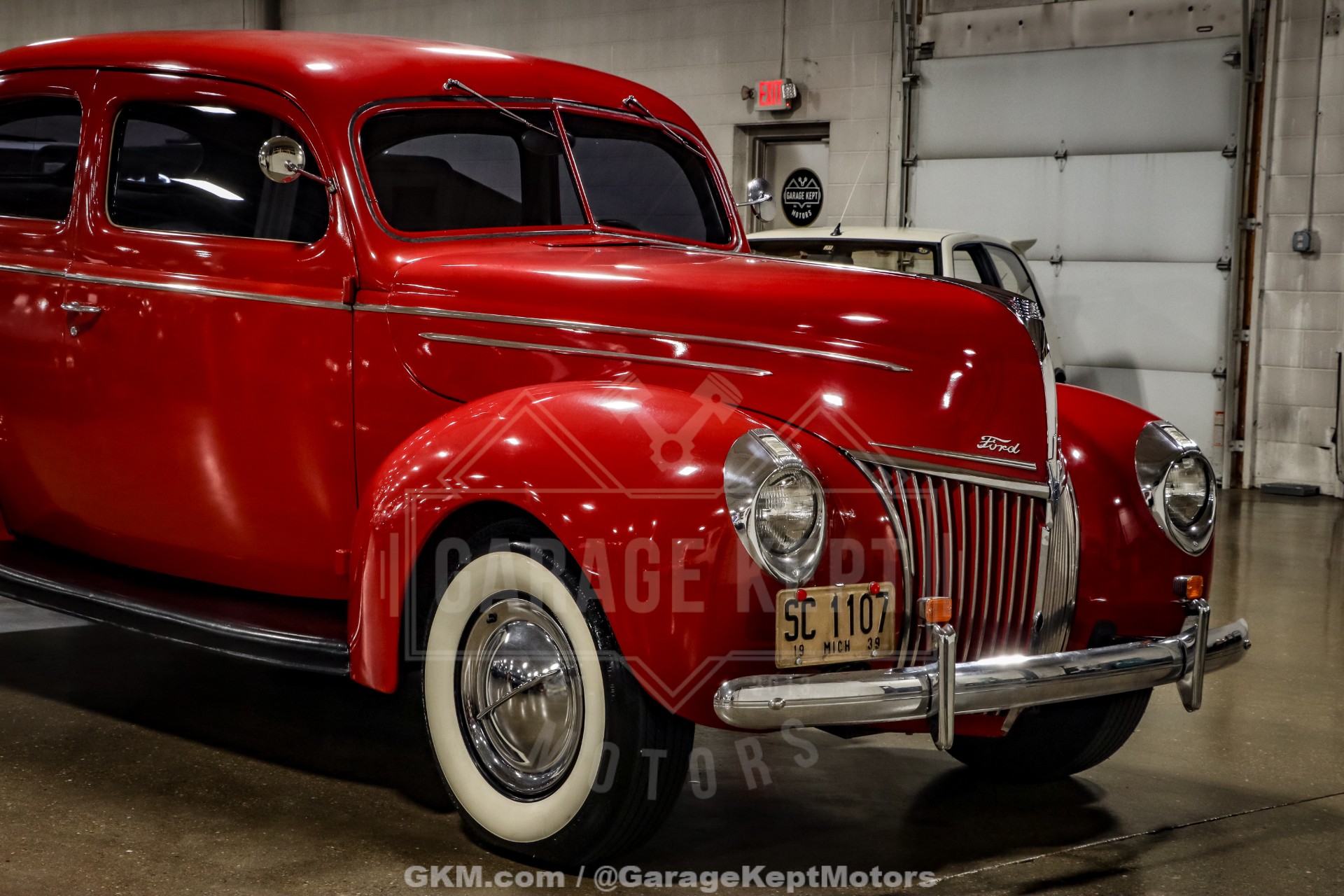 1939 Ford Deluxe 13