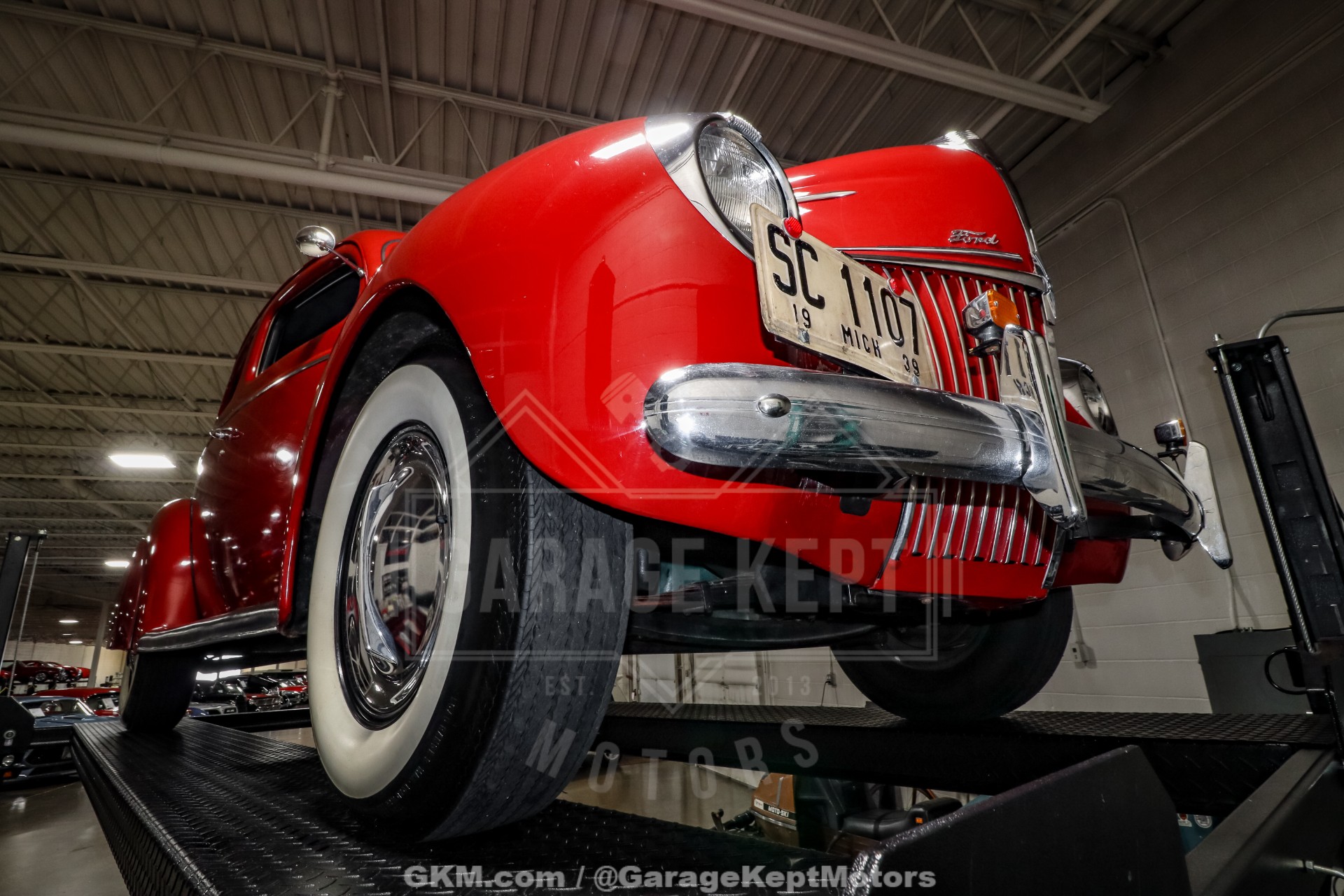 1939 Ford Deluxe 162