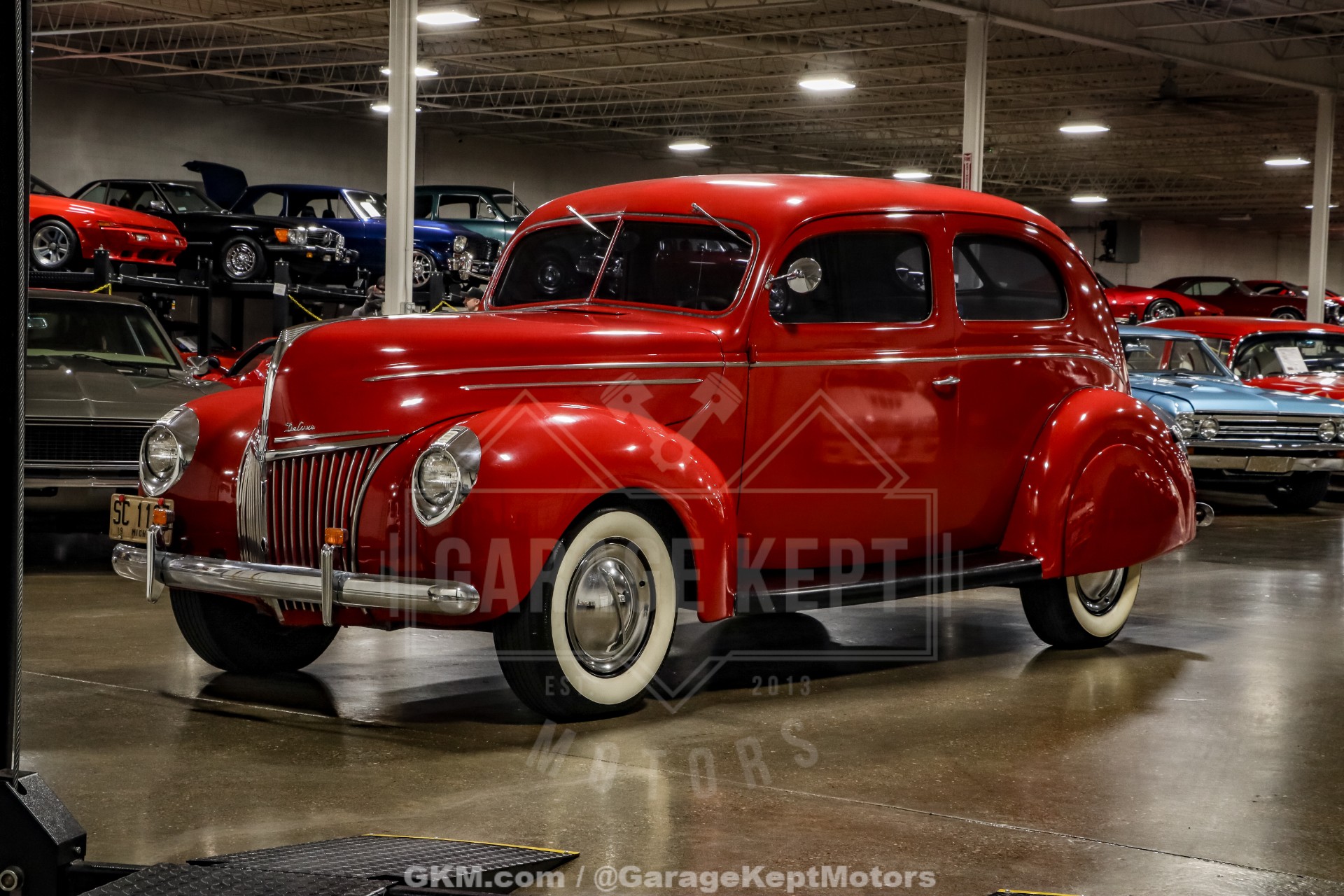 1939 Ford Deluxe 1