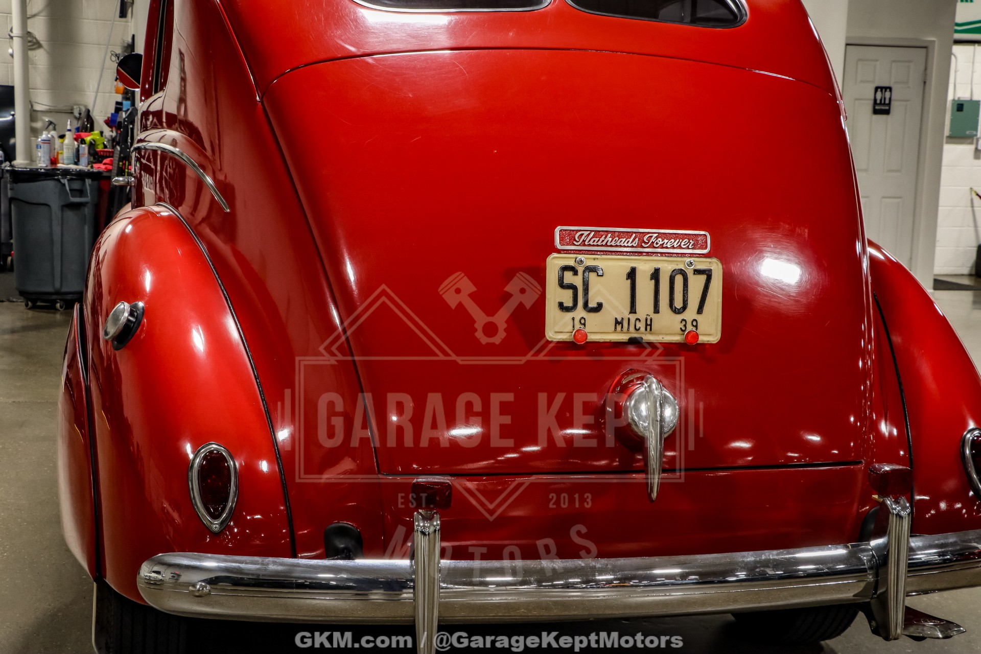 1939 Ford Deluxe 42