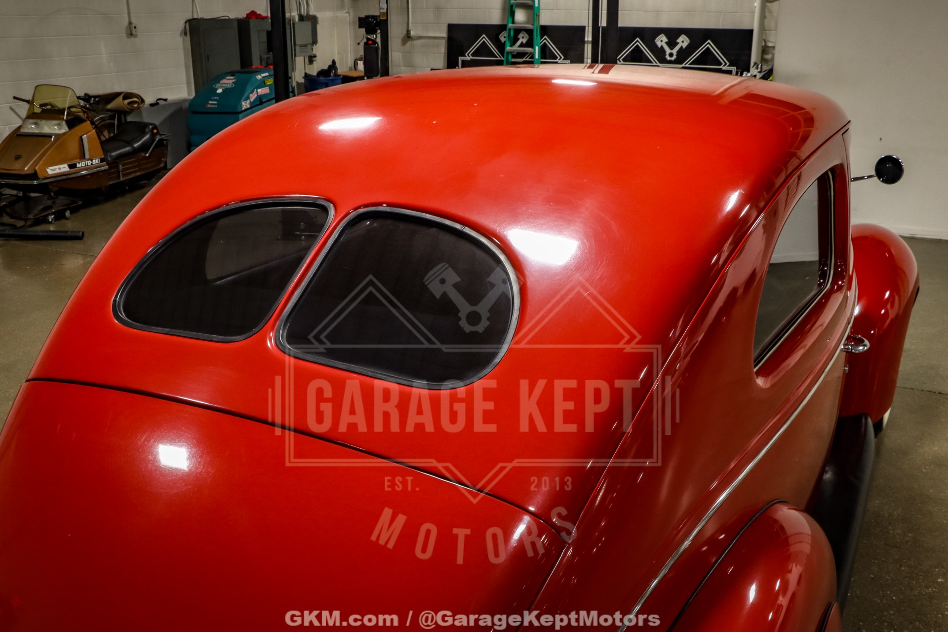 1939 Ford Deluxe 50