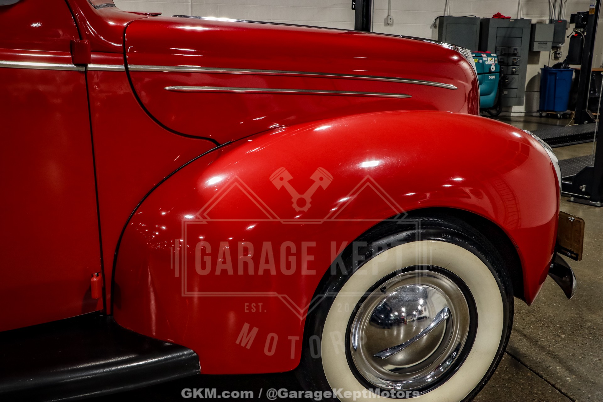 1939 Ford Deluxe 56