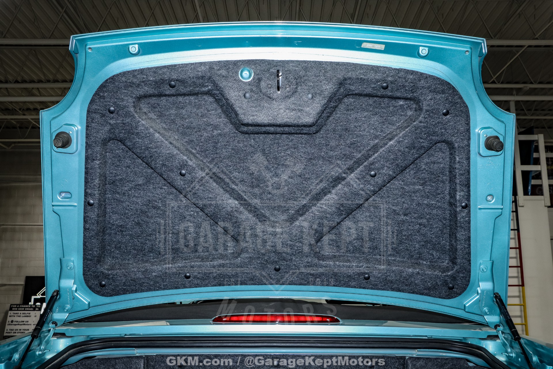 2002 Ford Thunderbird 114