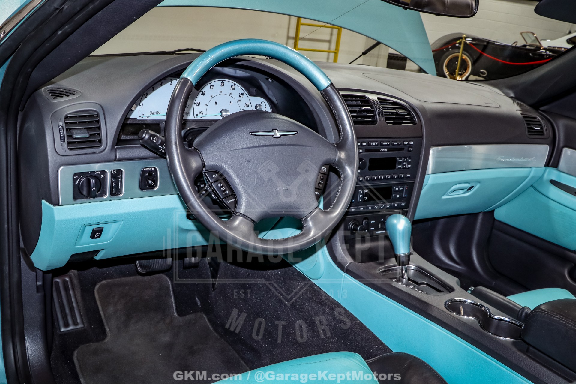 2002 Ford Thunderbird 130