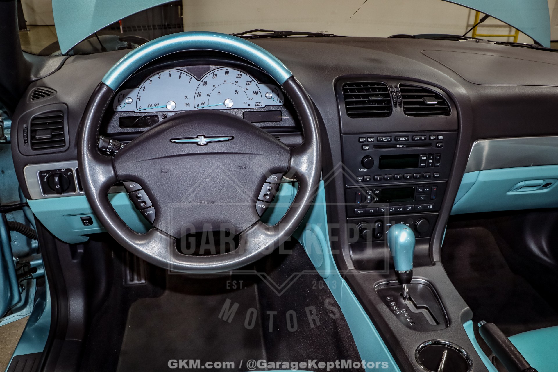 2002 Ford Thunderbird 131