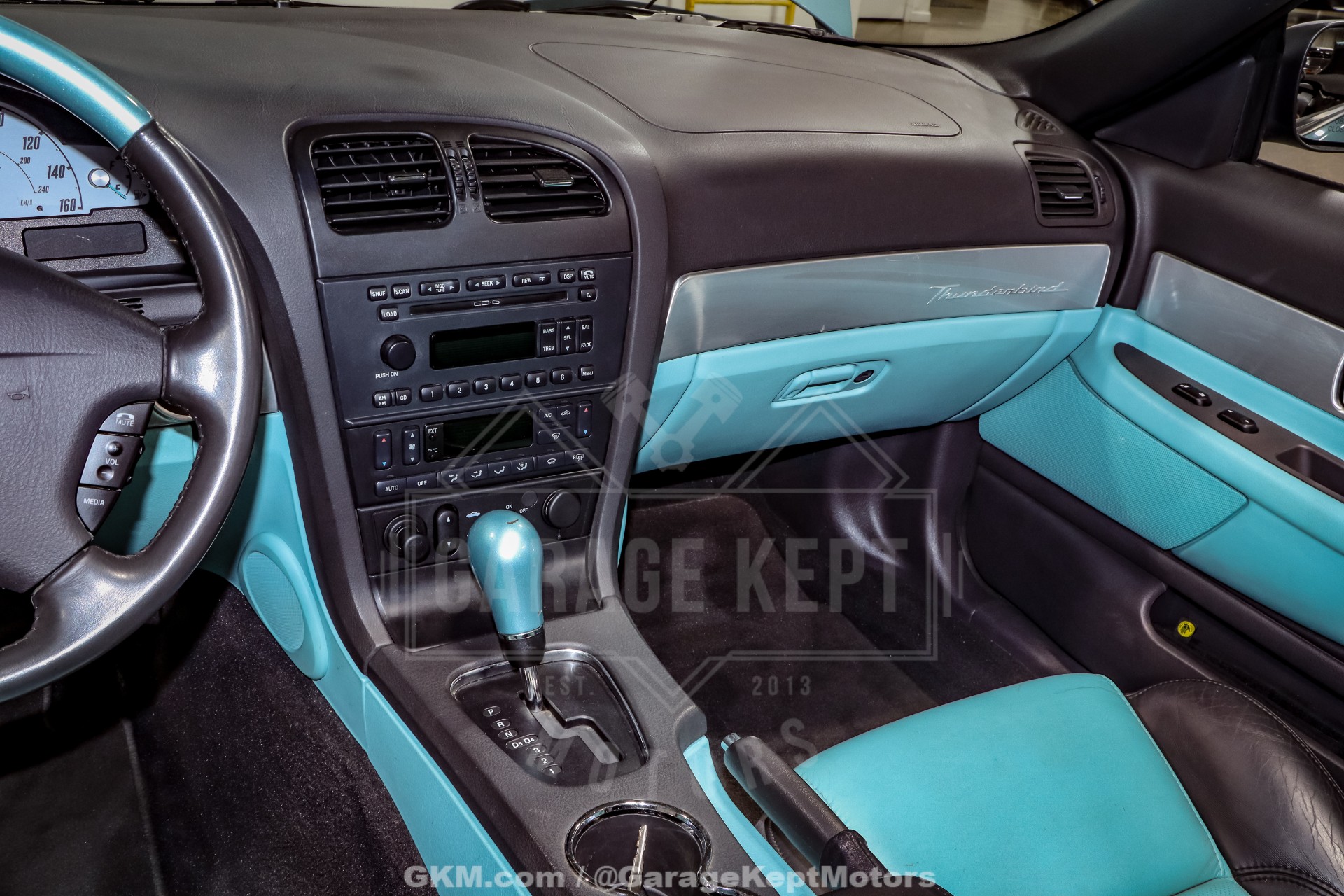 2002 Ford Thunderbird 132