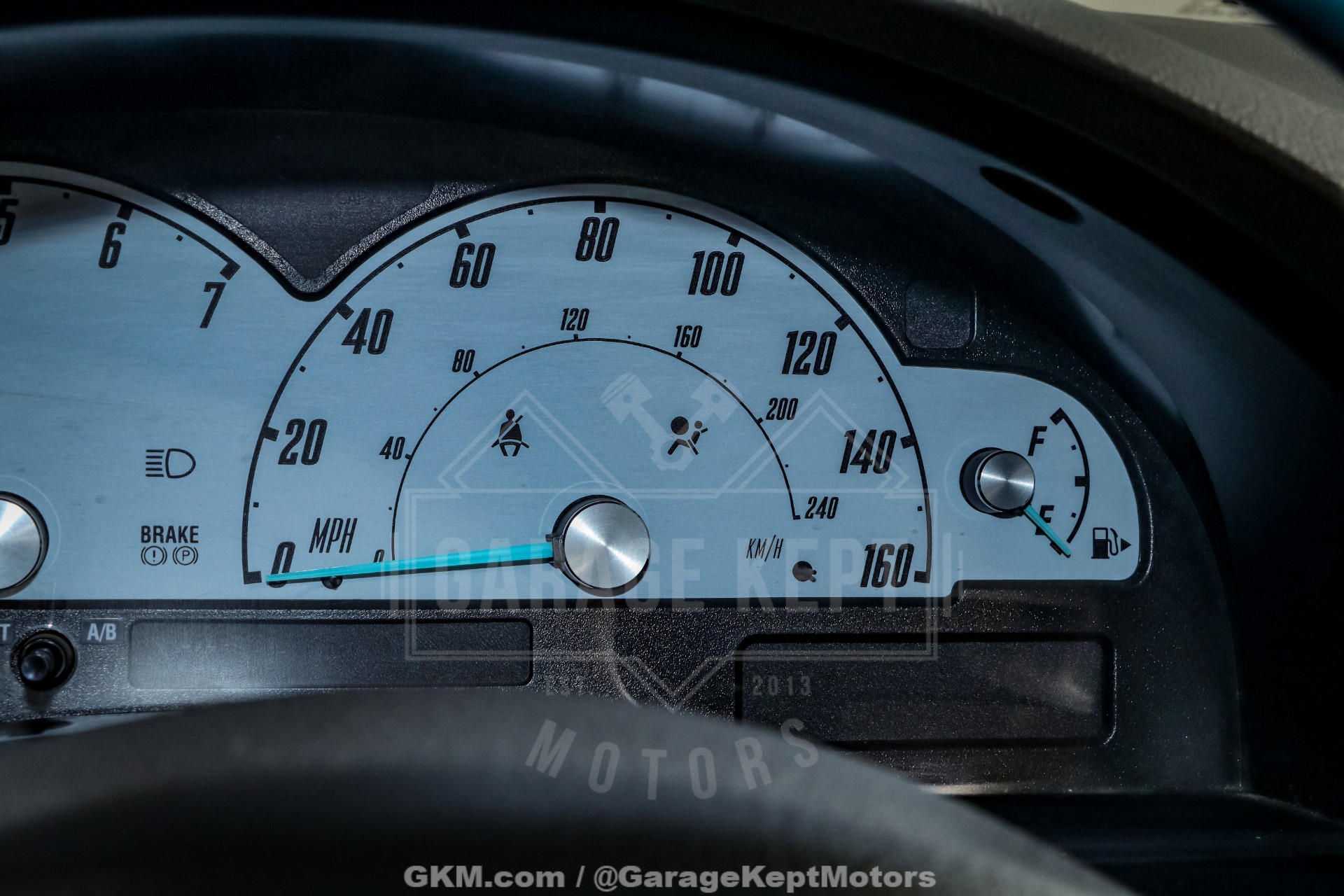 2002 Ford Thunderbird 140