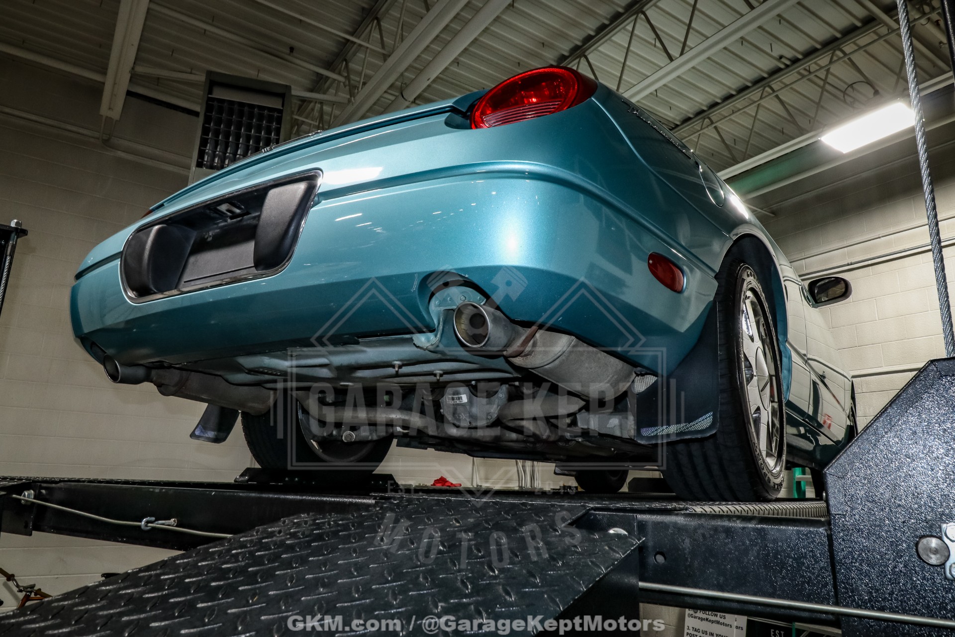 2002 Ford Thunderbird 175