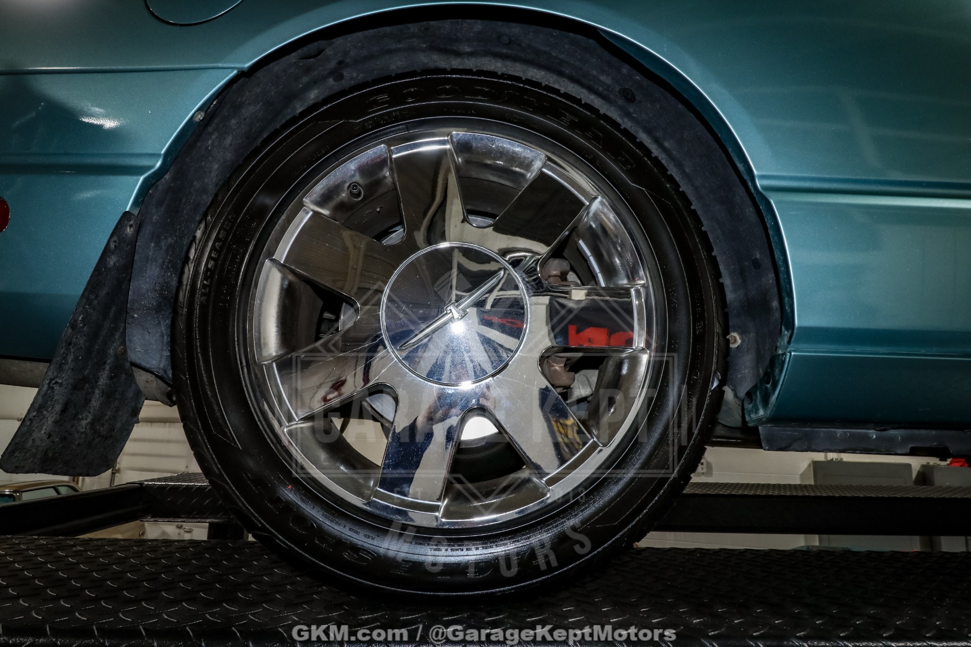 2002 Ford Thunderbird 176