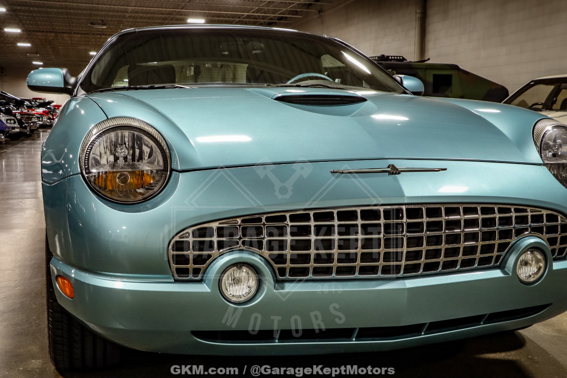 2002 Ford Thunderbird 20