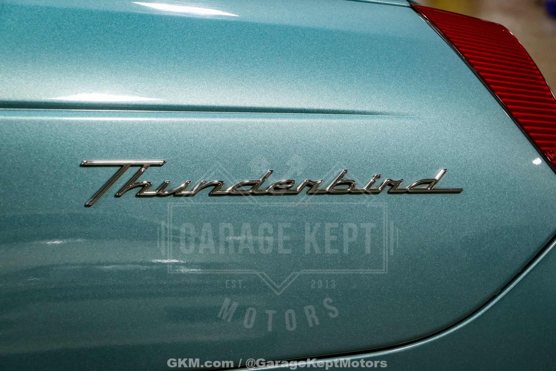 2002 Ford Thunderbird 33