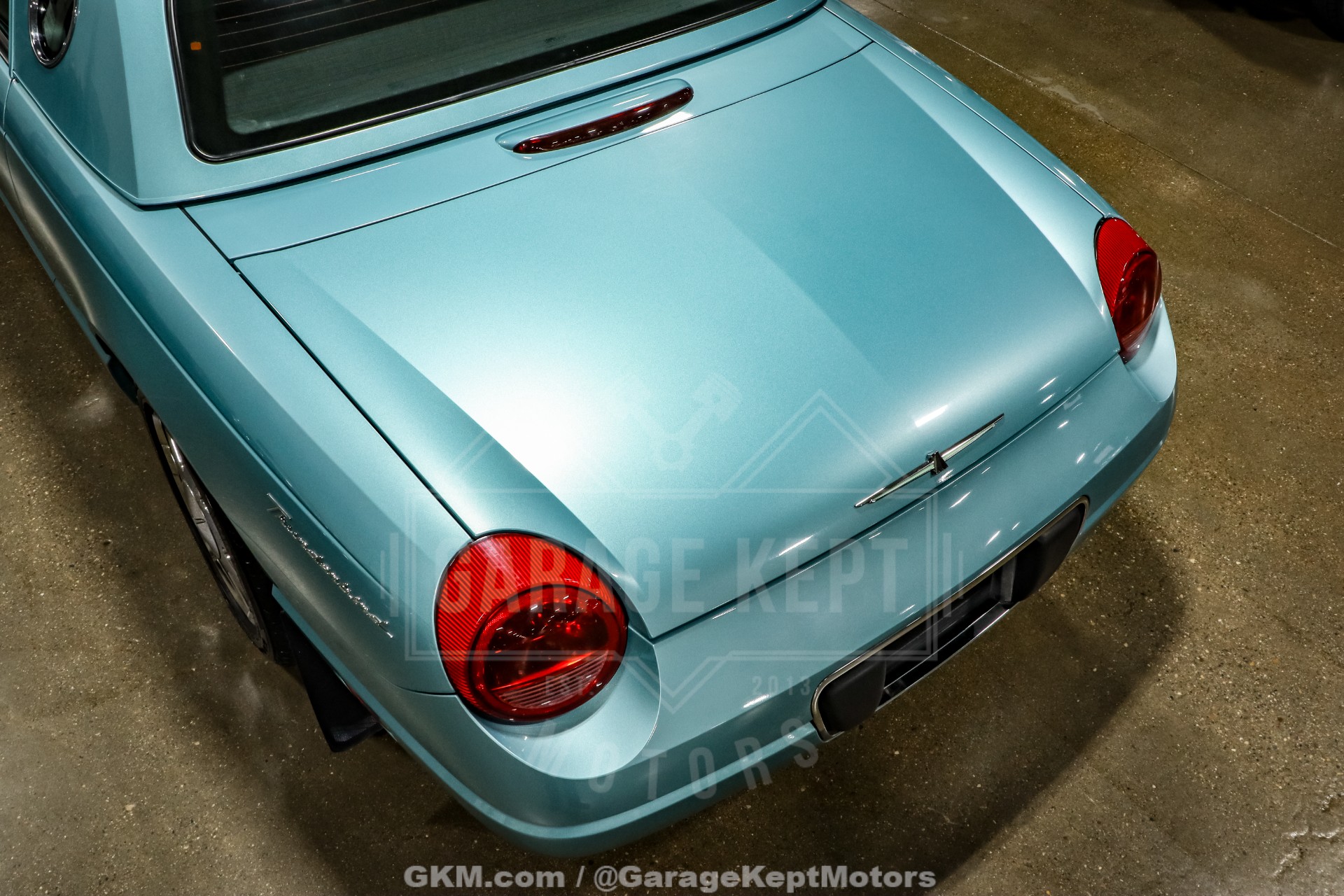 2002 Ford Thunderbird 41