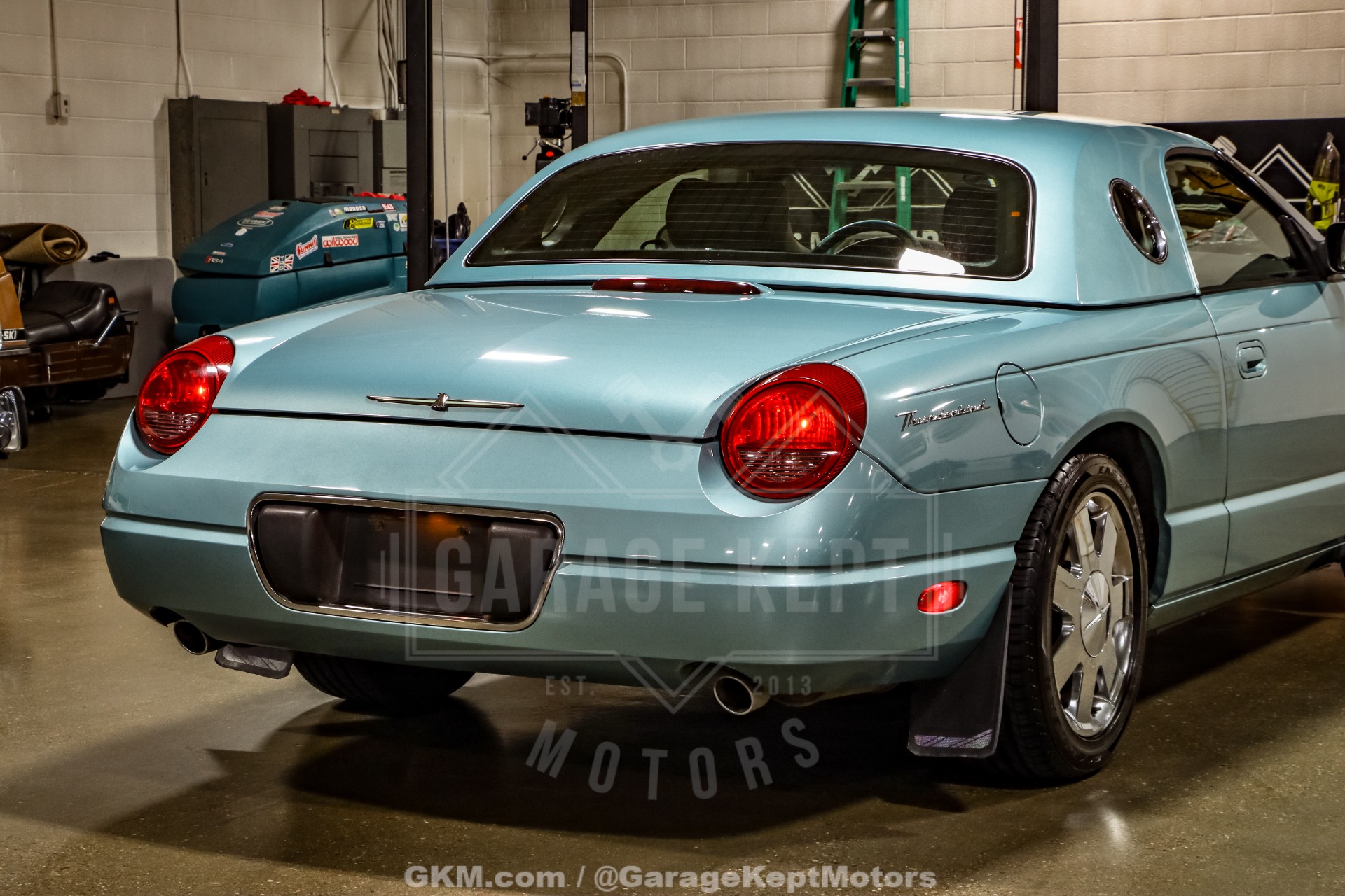 2002 Ford Thunderbird 49