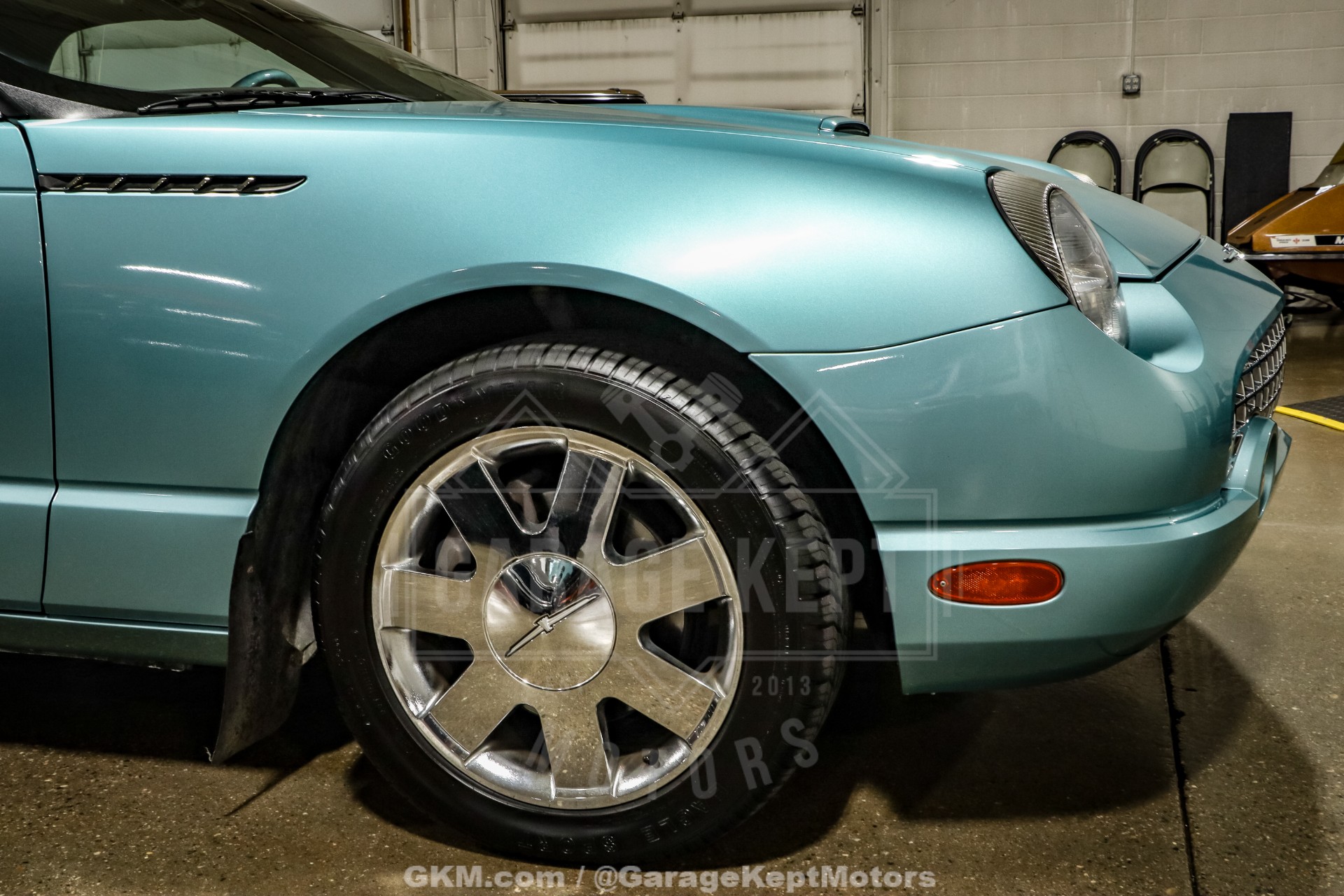2002 Ford Thunderbird 61
