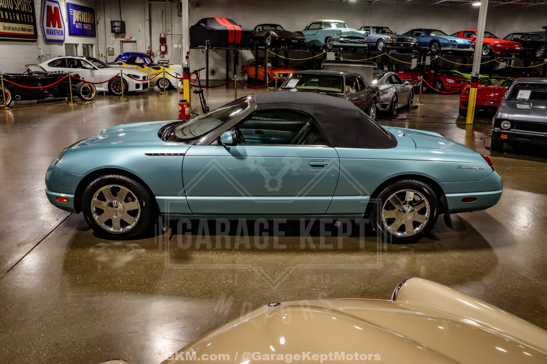 2002 Ford Thunderbird 66