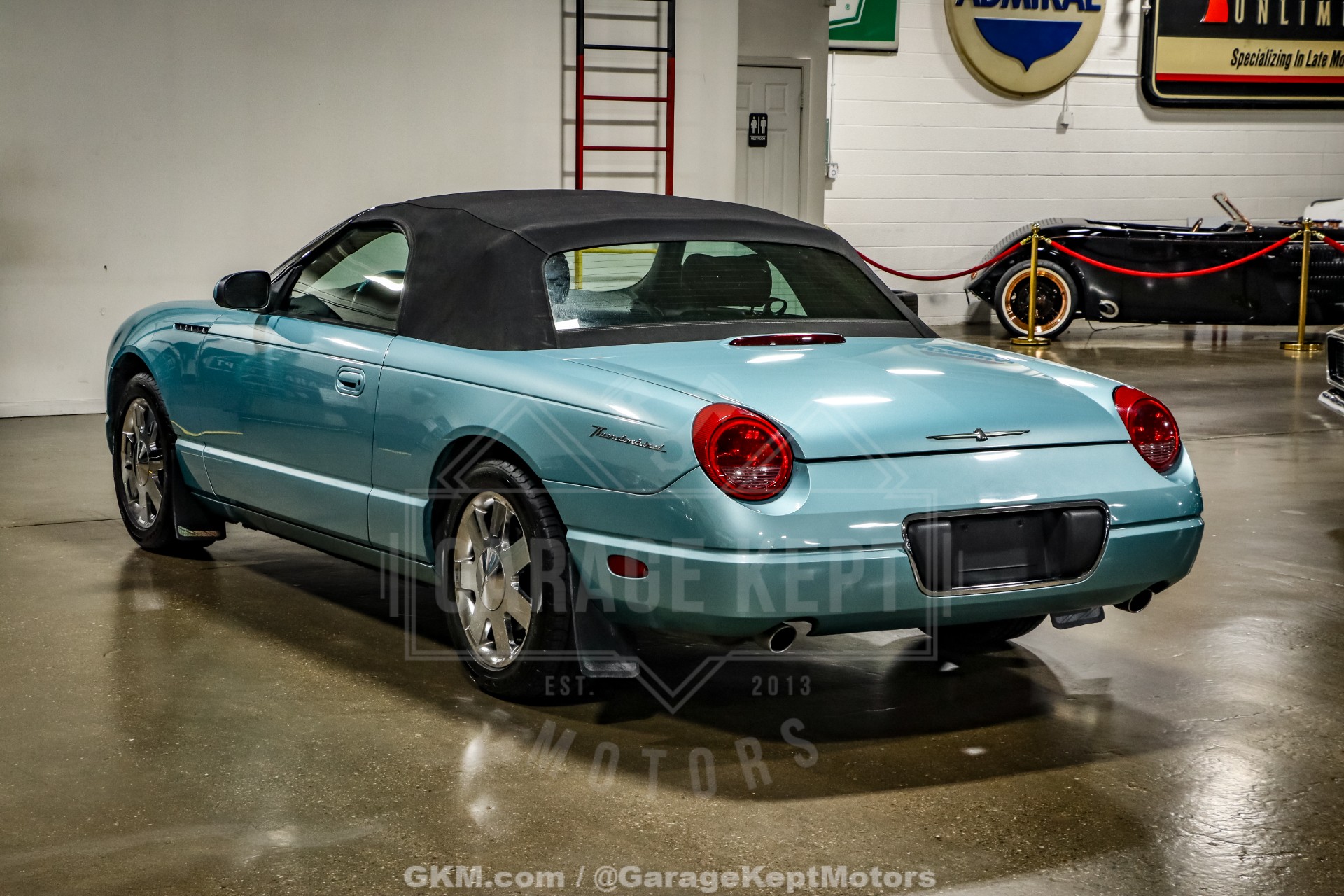 2002 Ford Thunderbird 67