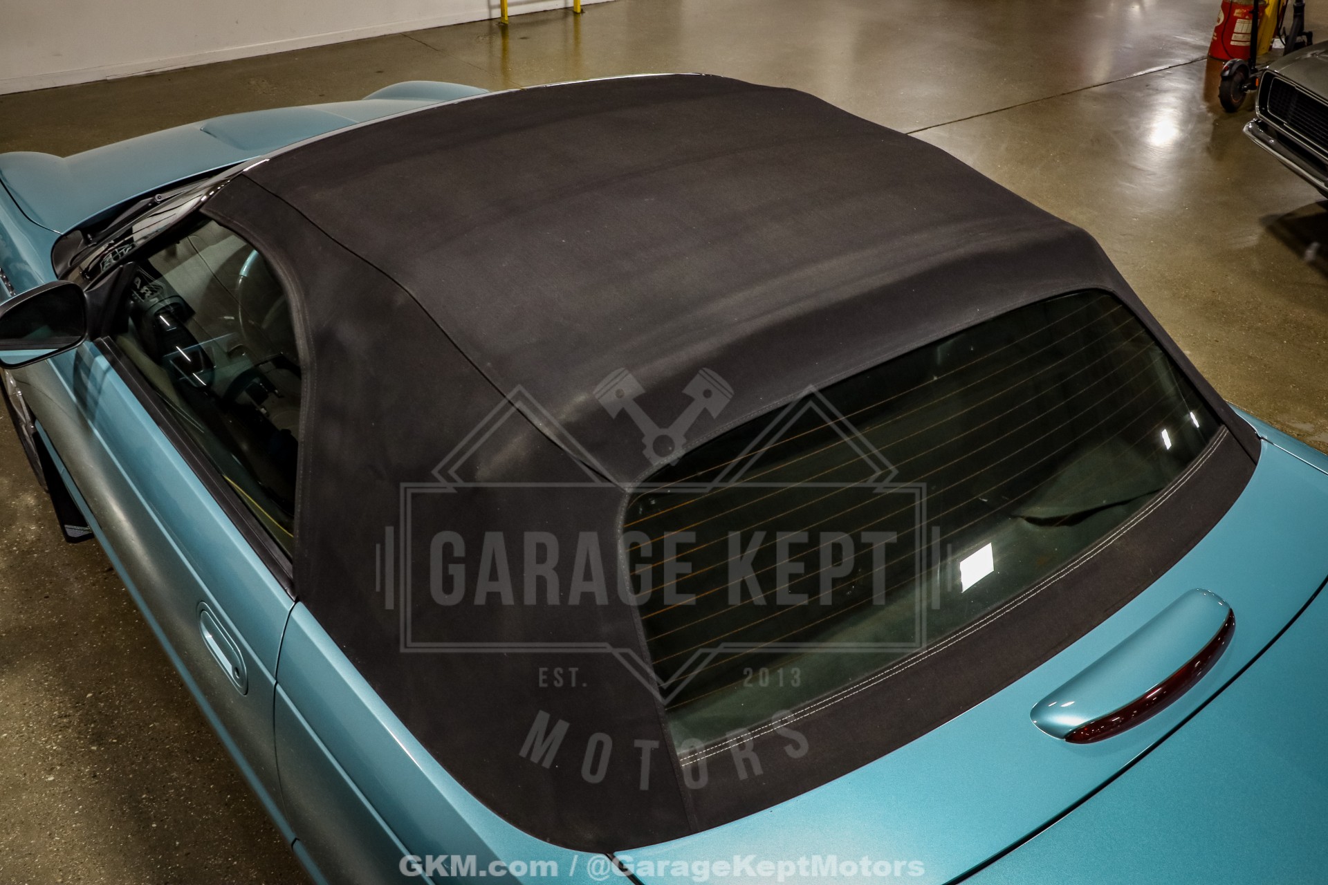 2002 Ford Thunderbird 73